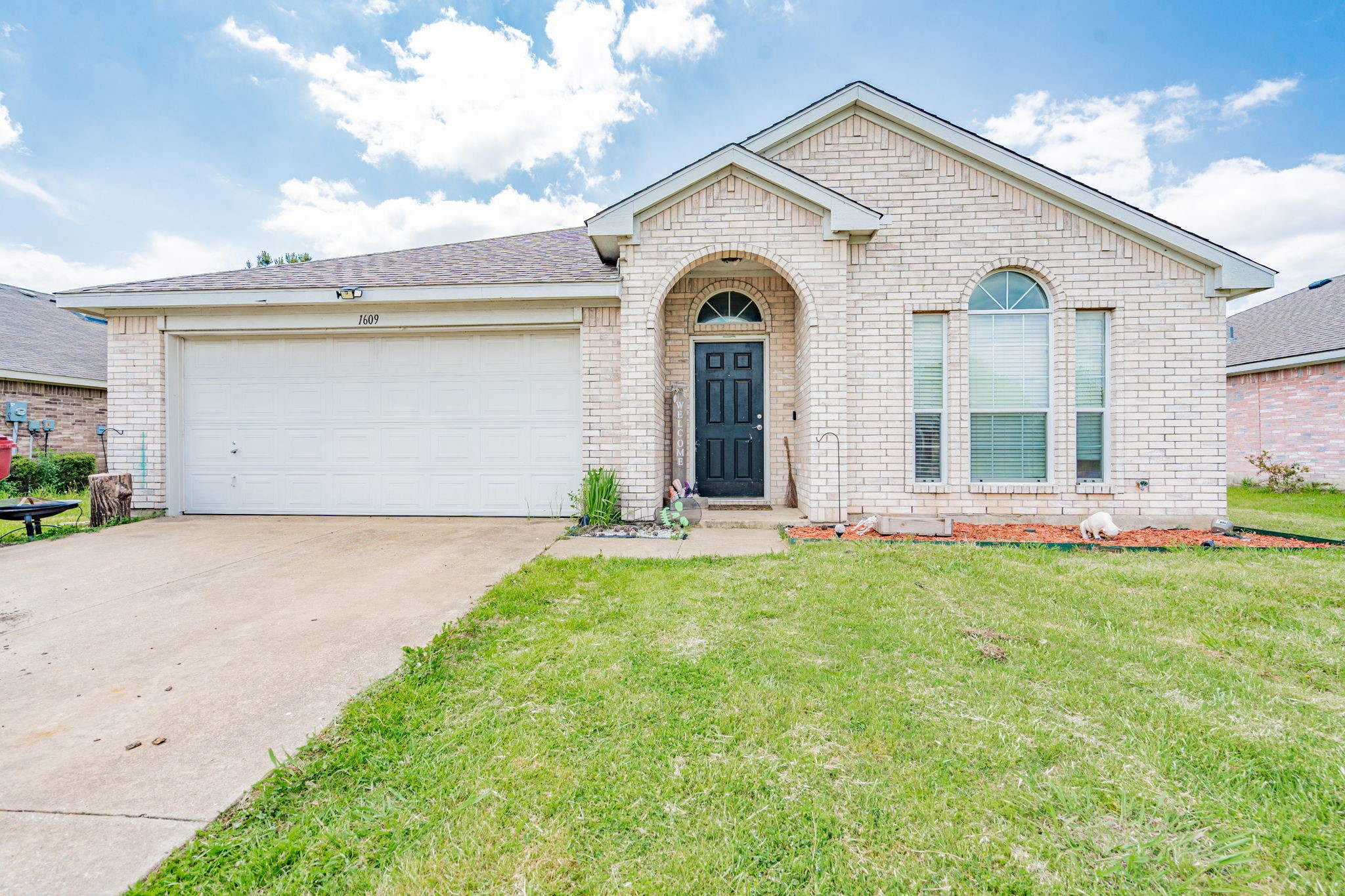 1609 Lesli Drive