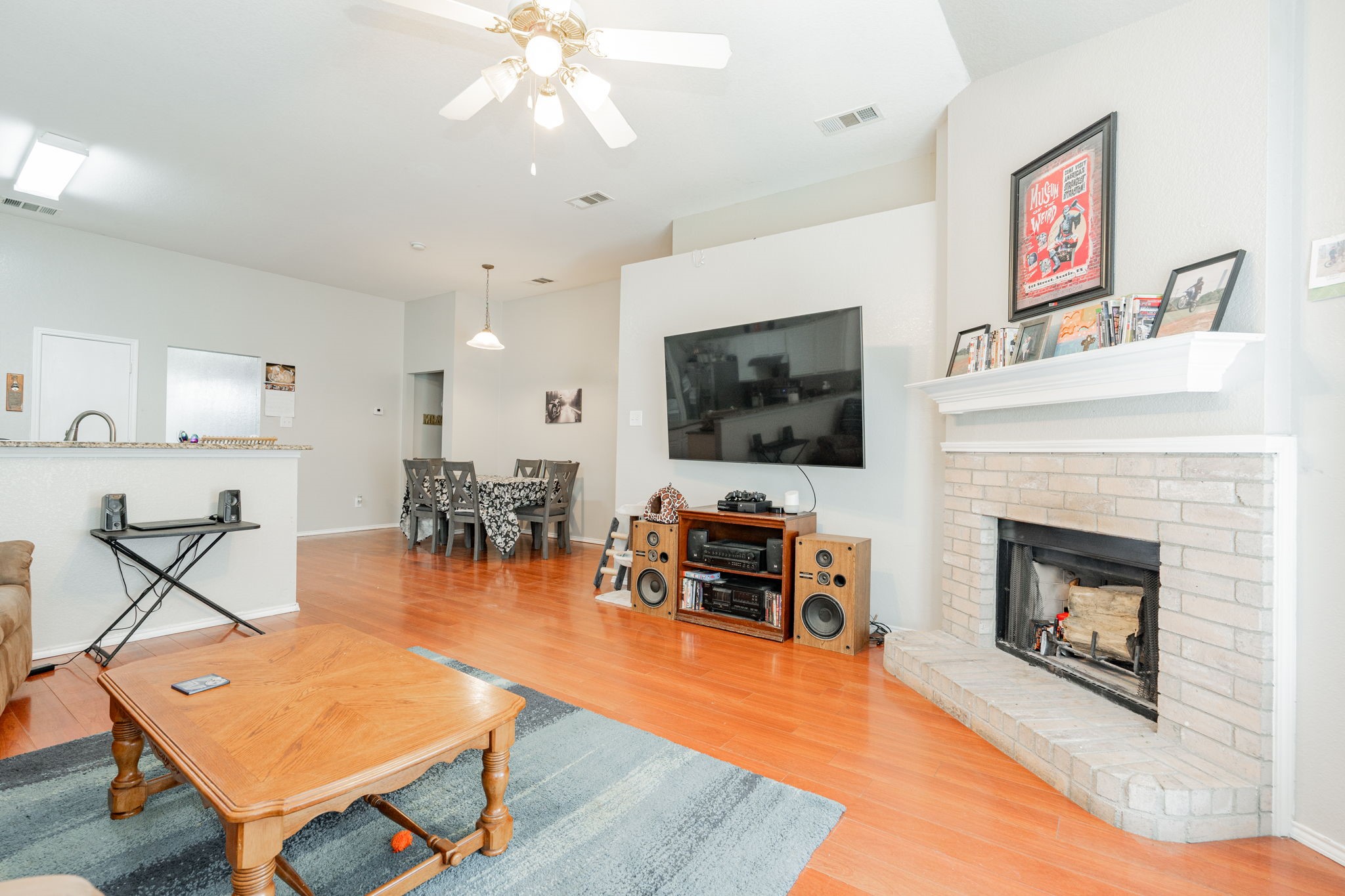 1609 Lesli Drive