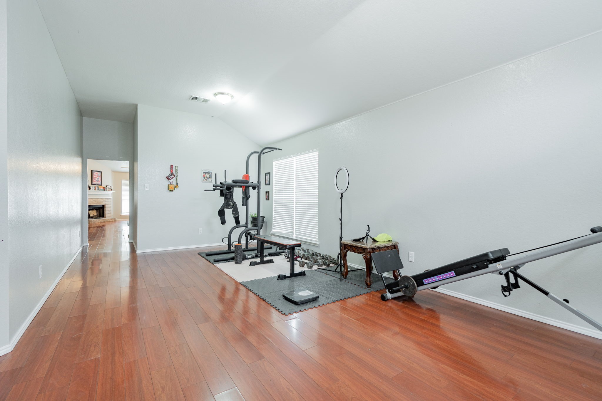 1609 Lesli Drive