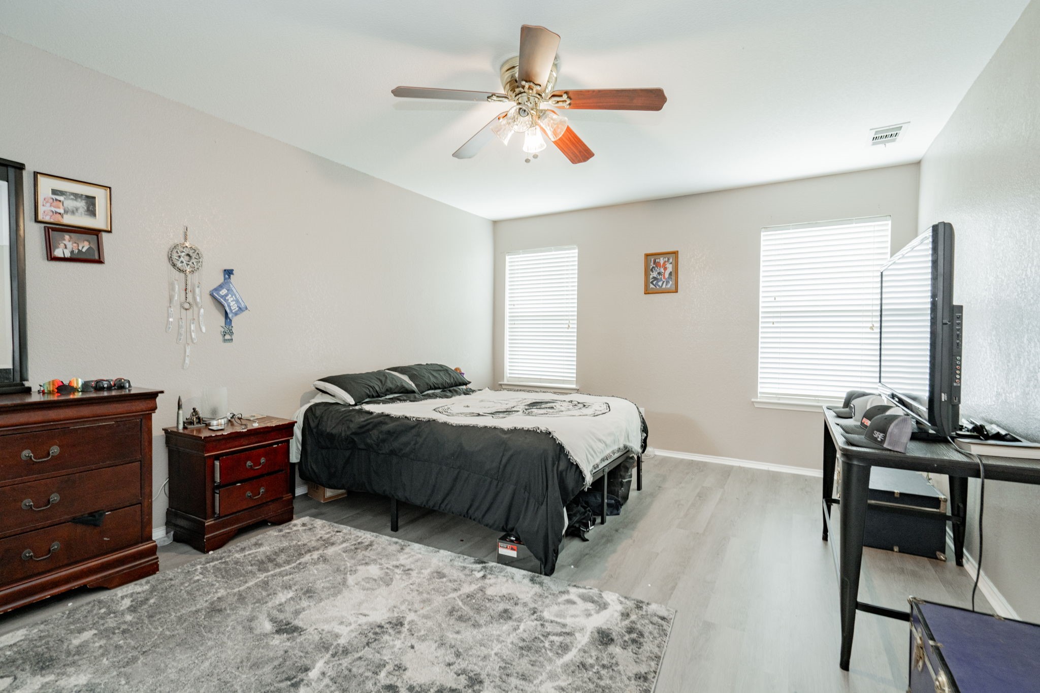 1609 Lesli Drive