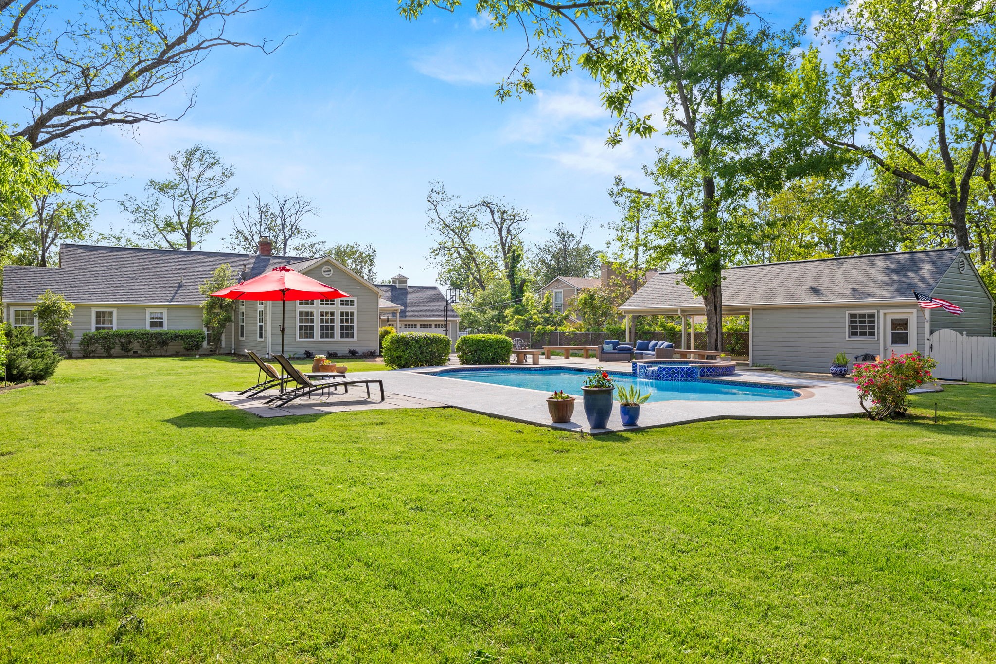 814 Griffith Avenue