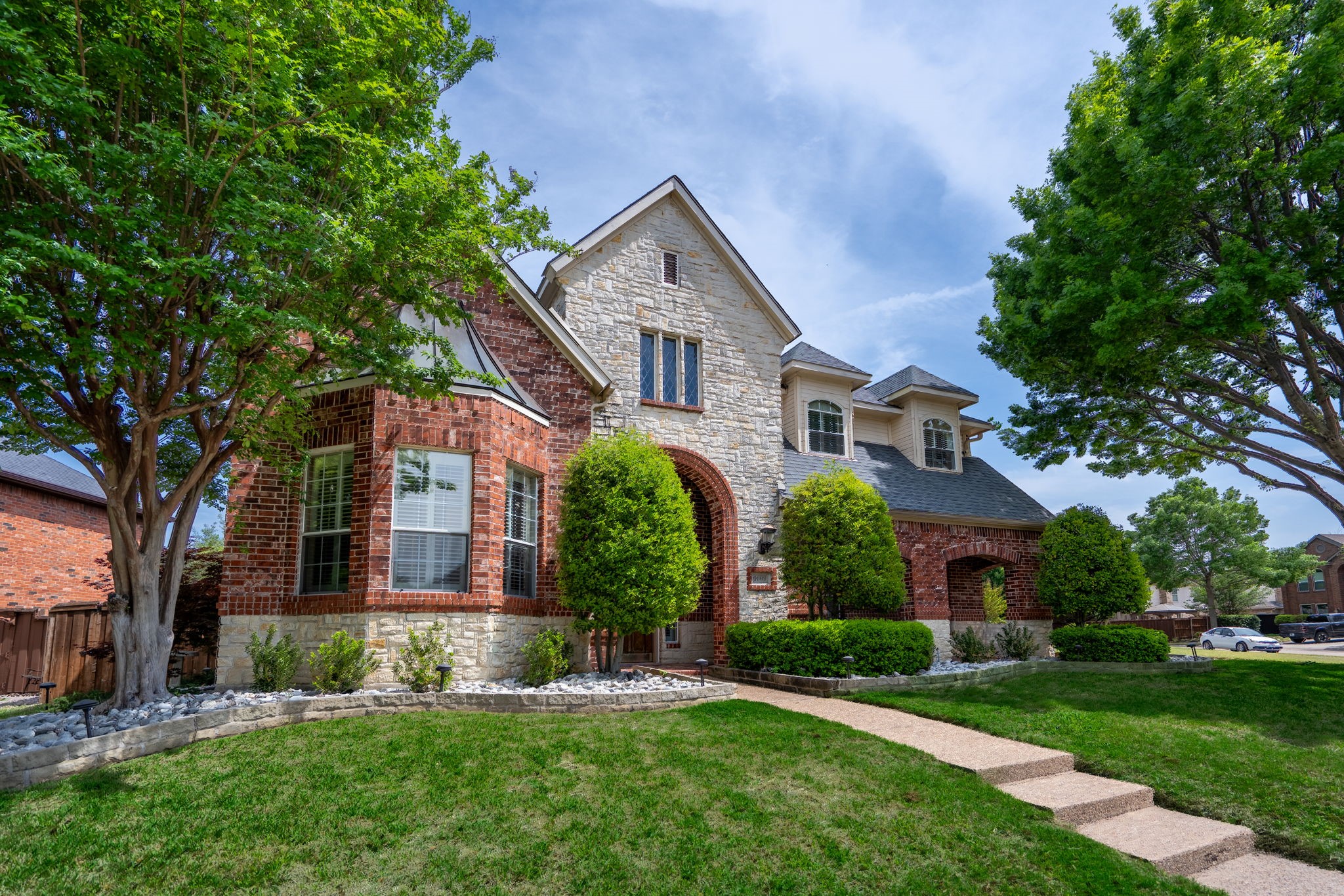 1609 Willow Lane