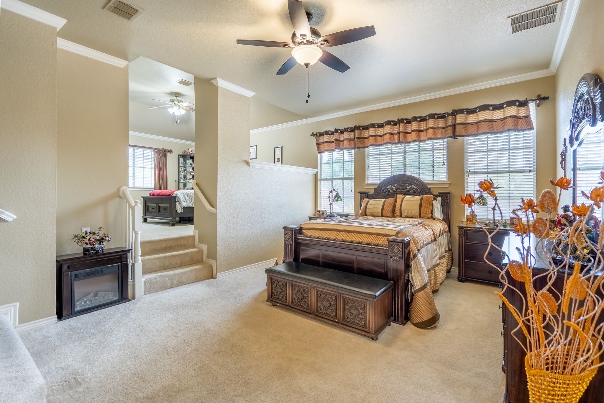 1609 Willow Lane
