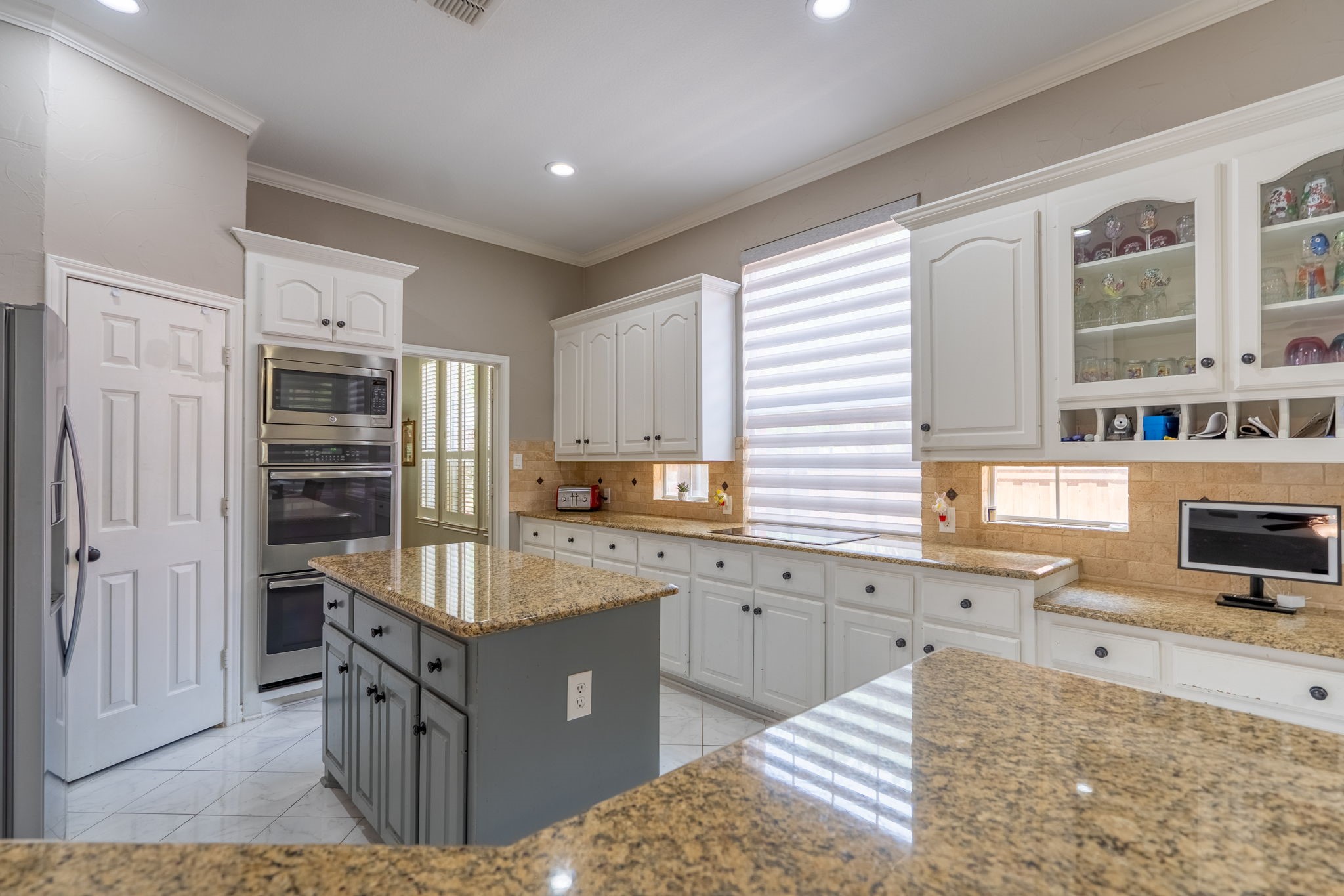 1609 Willow Lane