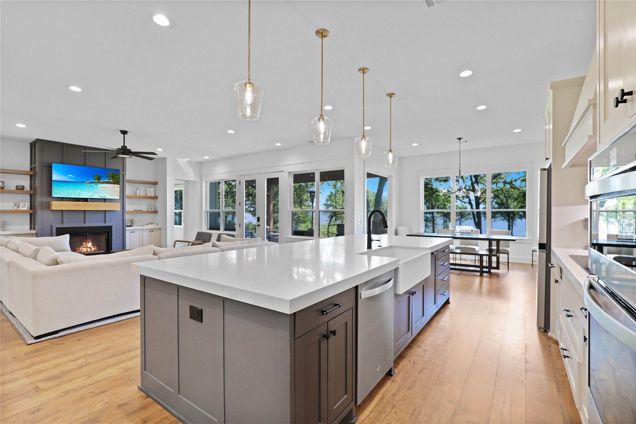 8919 Southern Shore Court