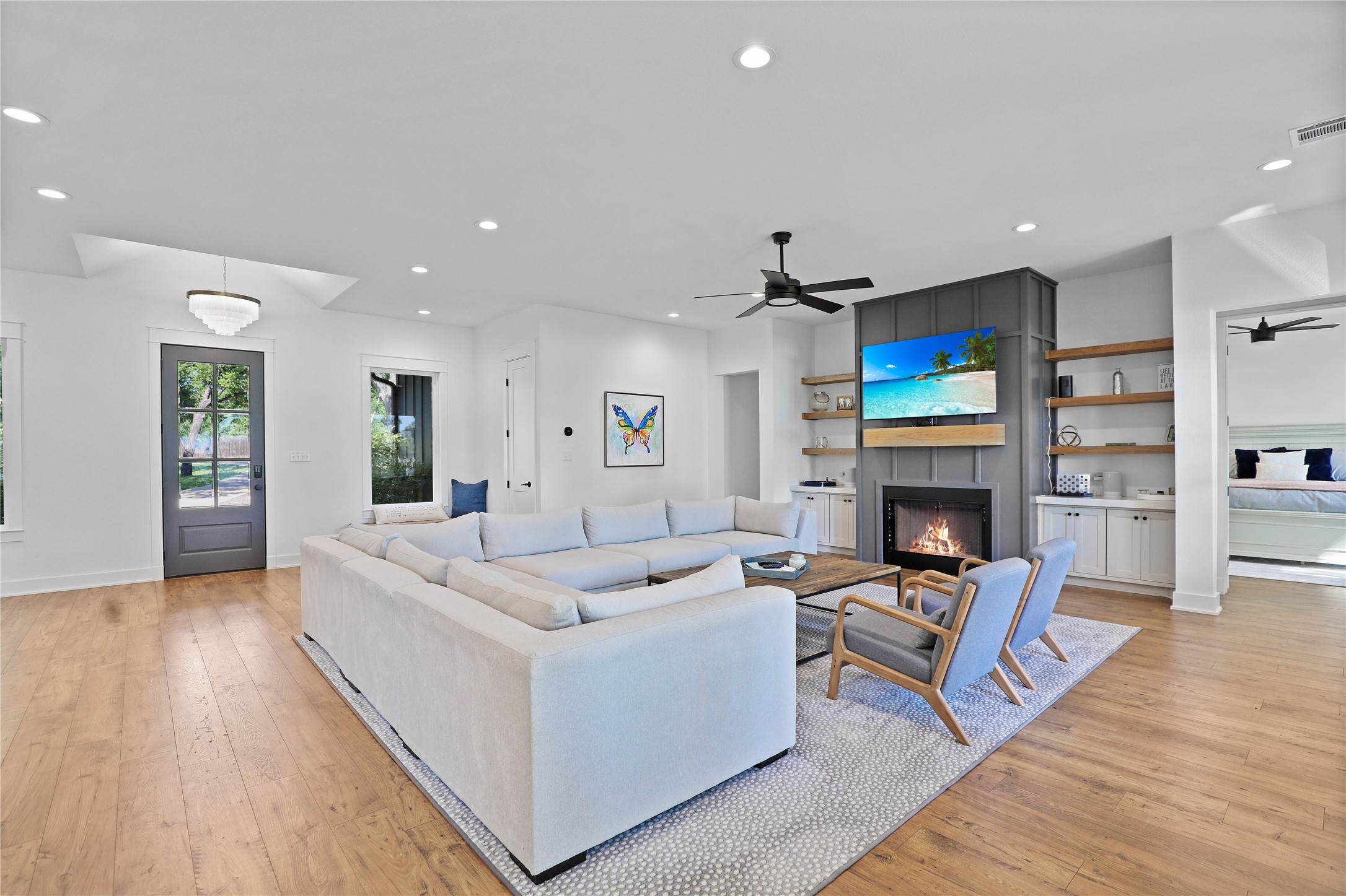 8919 Southern Shore Court