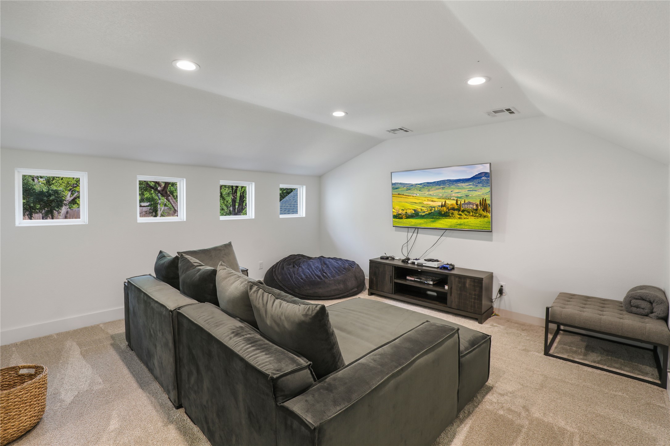 8919 Southern Shore Court