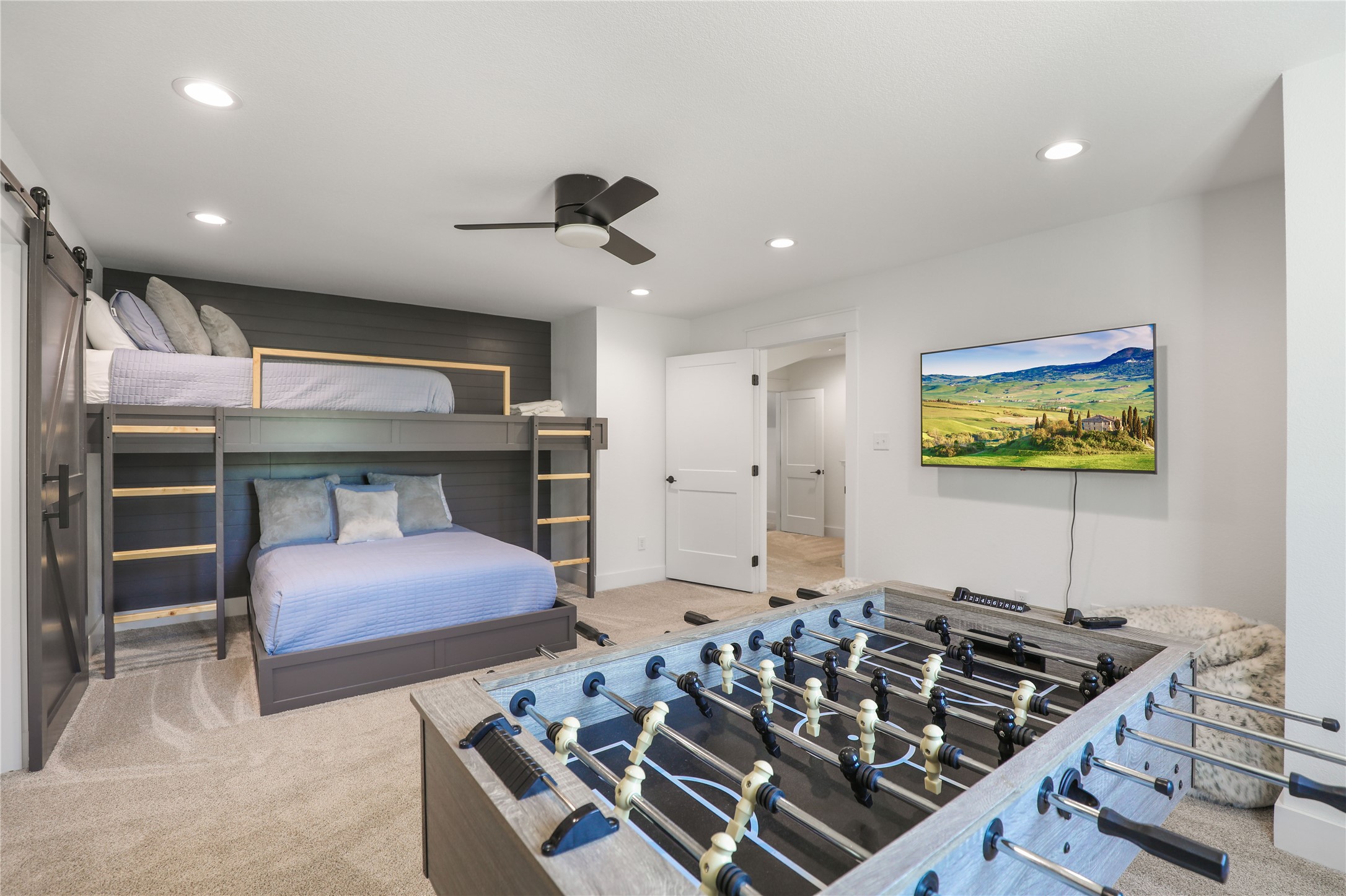 8919 Southern Shore Court