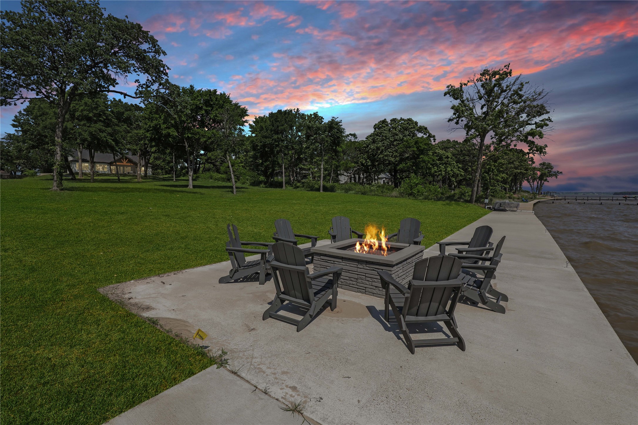 8919 Southern Shore Court