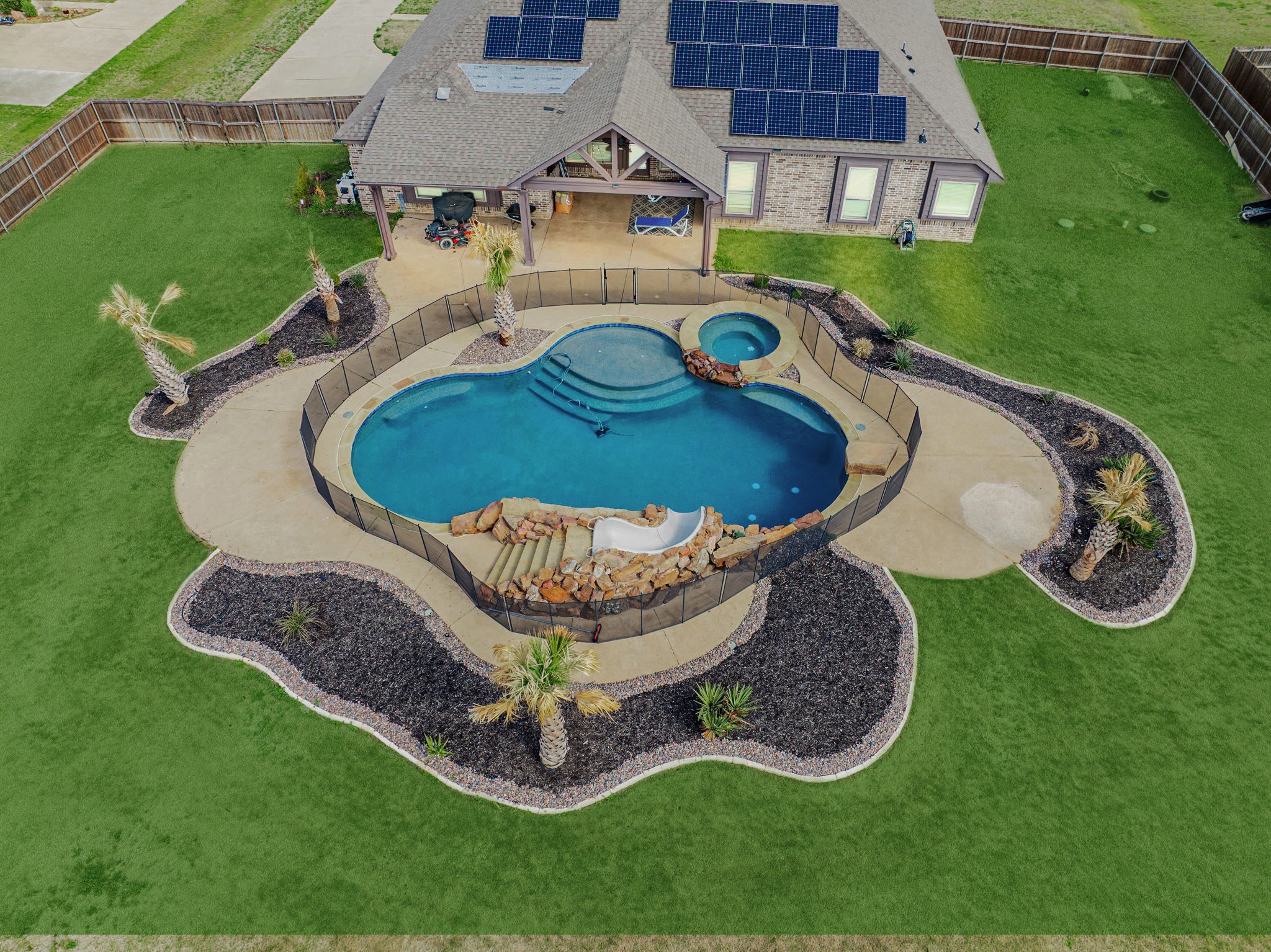 6310 Starr Drive