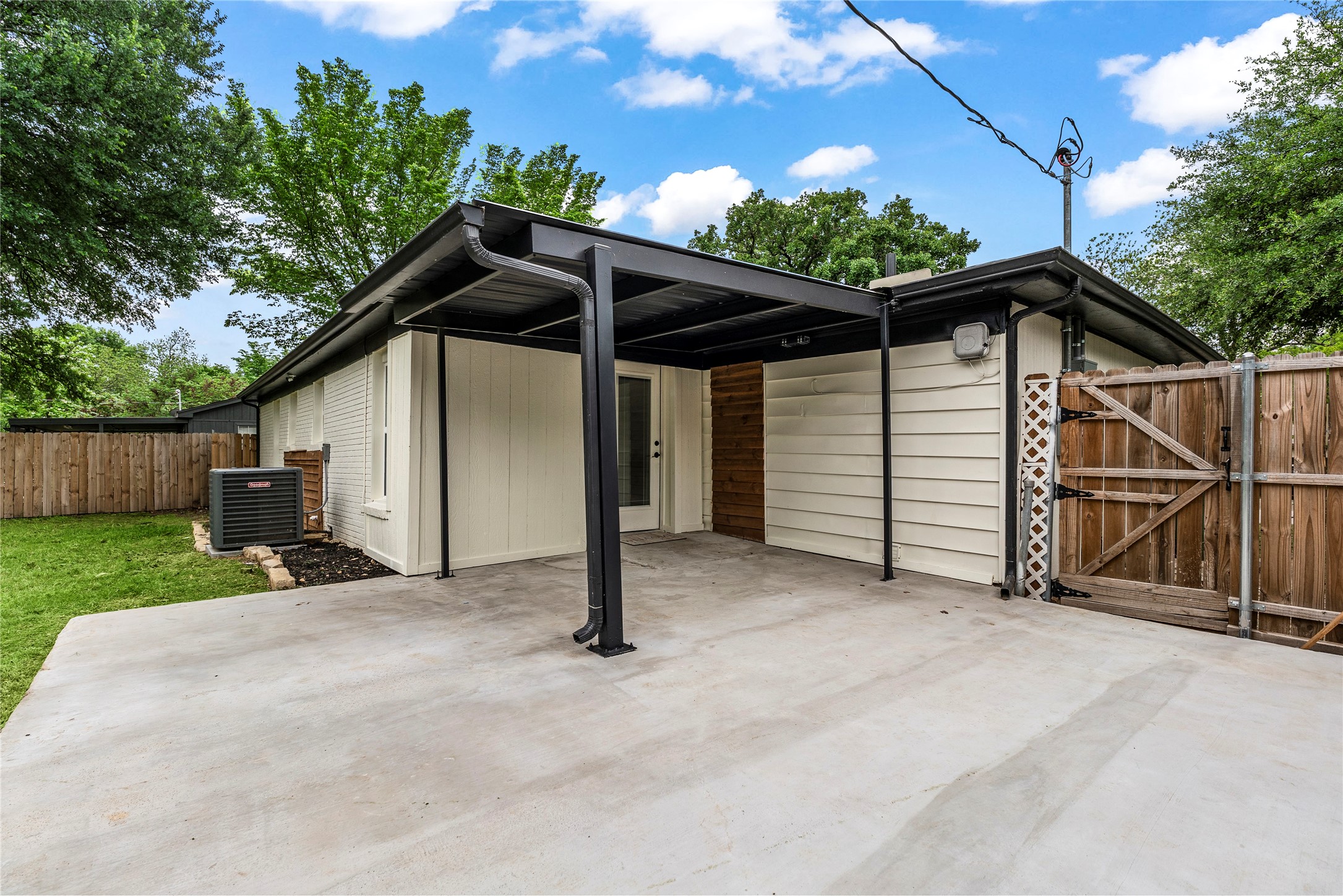 836 Zelda Drive
