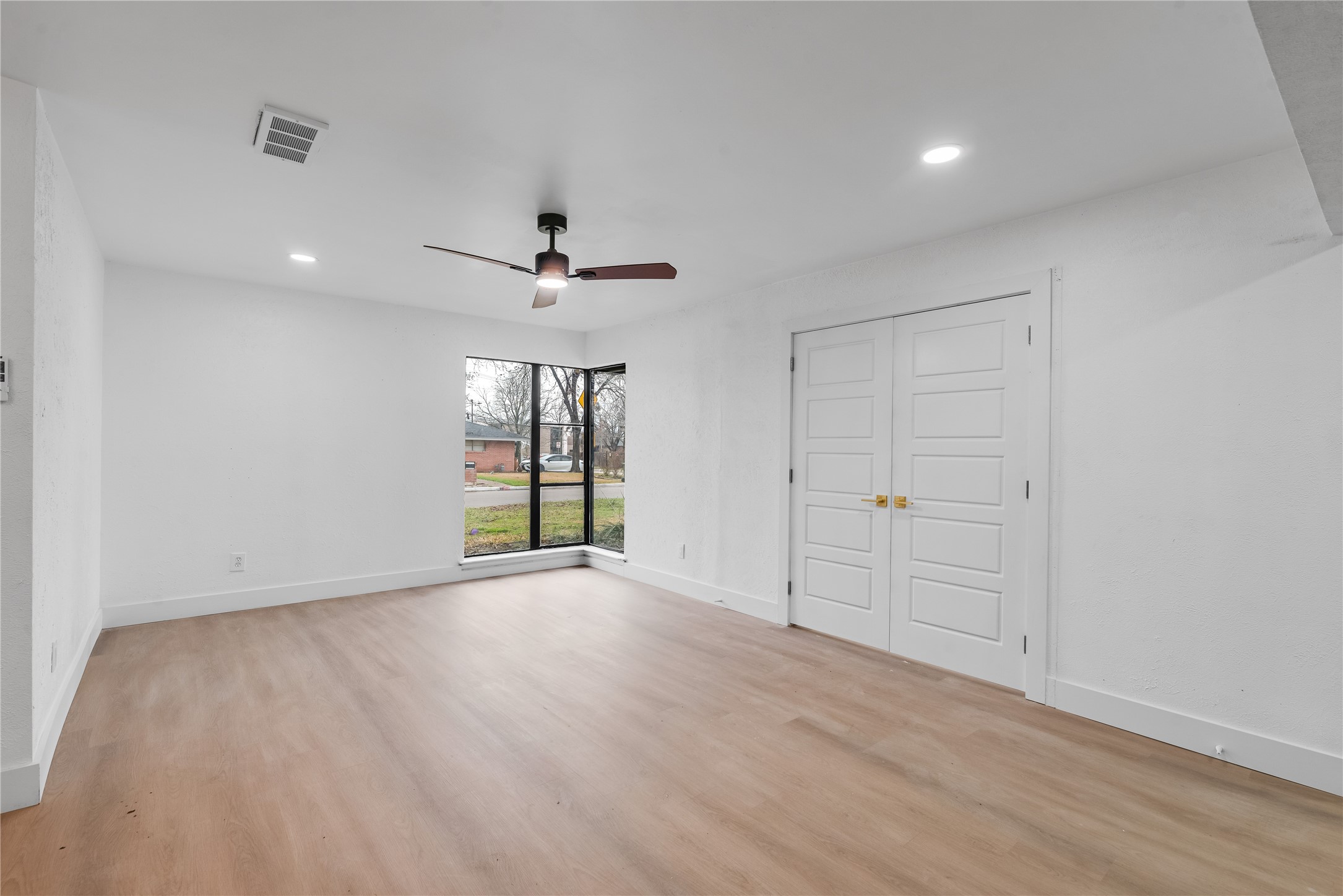2001 Kent Drive