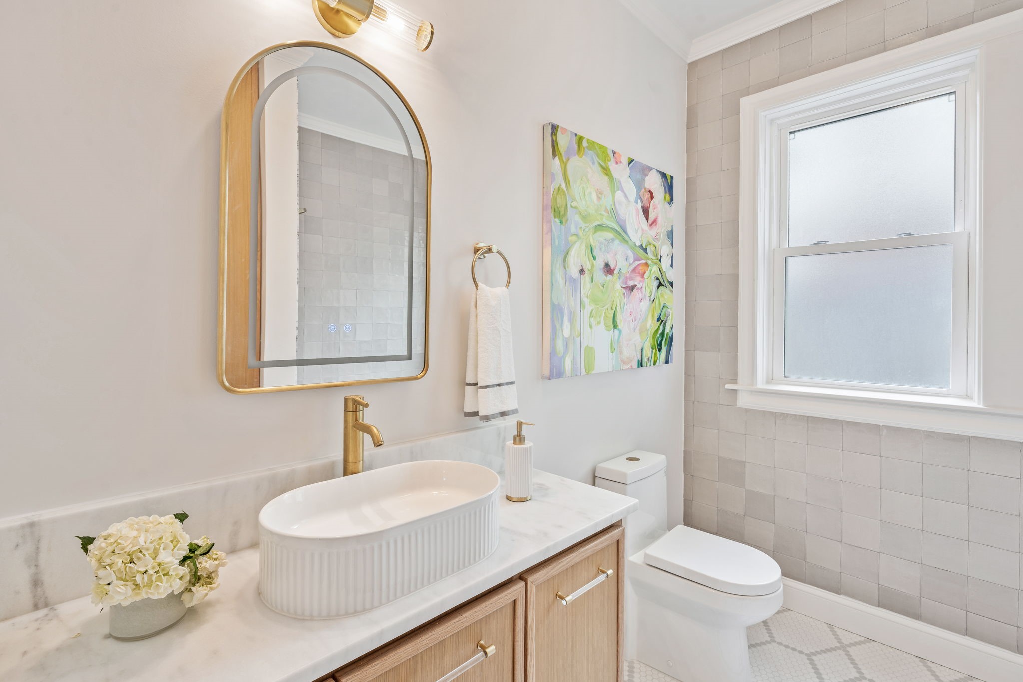 6926 Lindsley Avenue