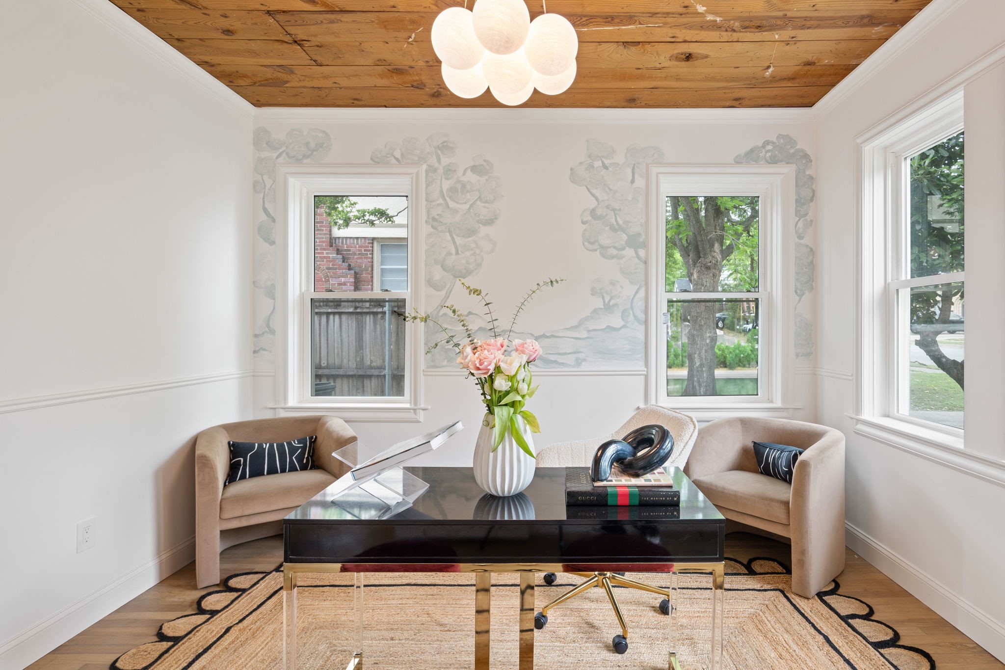 6926 Lindsley Avenue