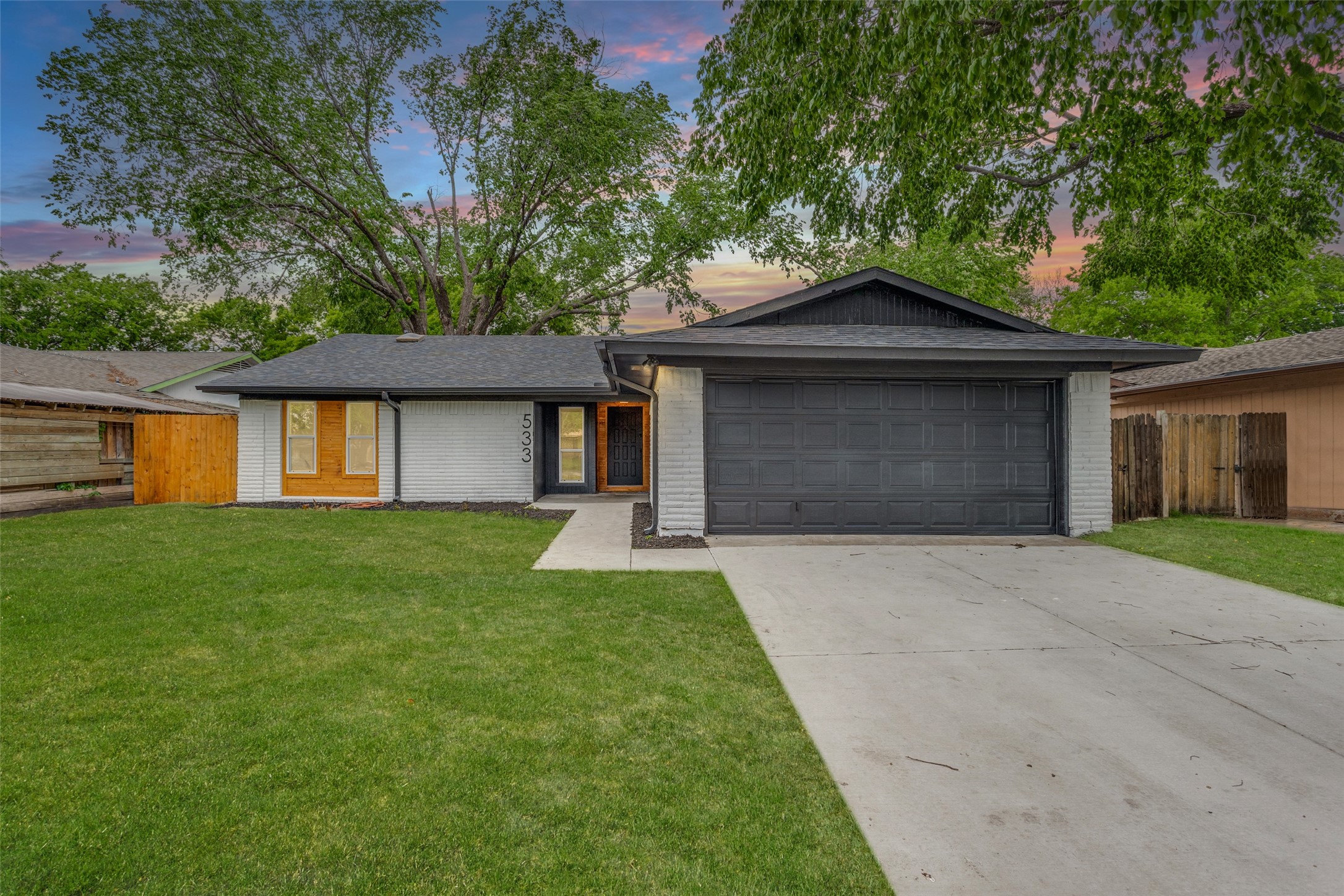 533 Oxford Park