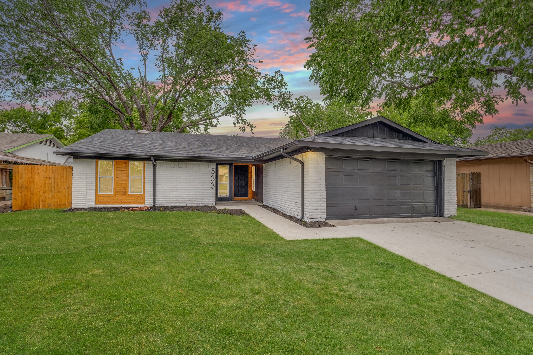 533 Oxford Park