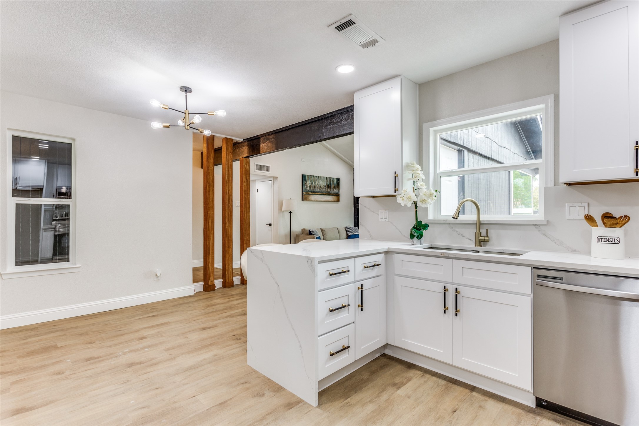 533 Oxford Park