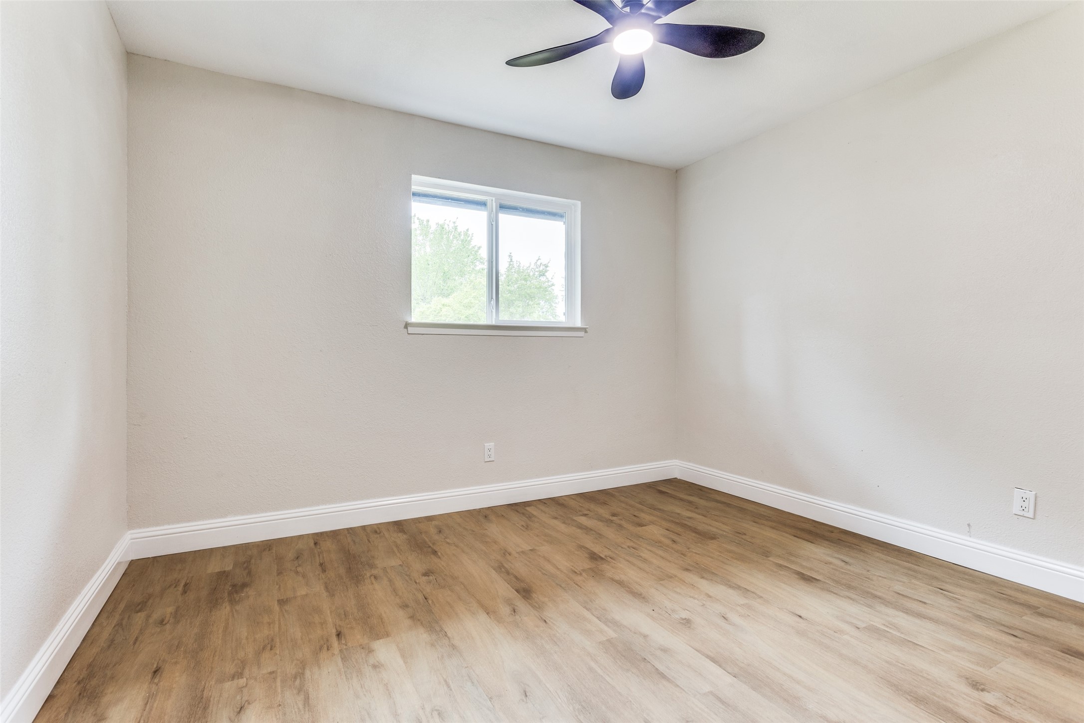 533 Oxford Park