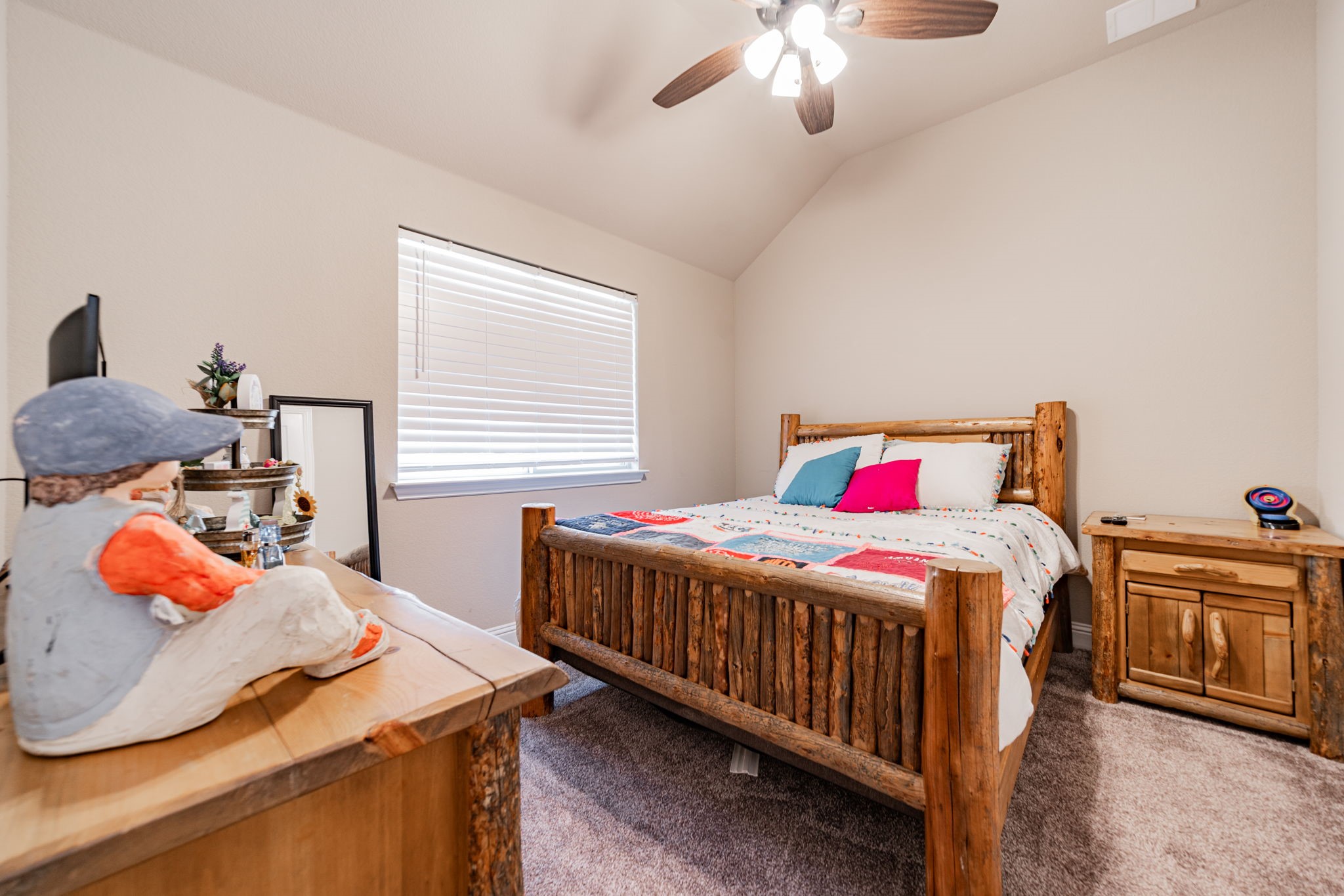 565 Willow Lane