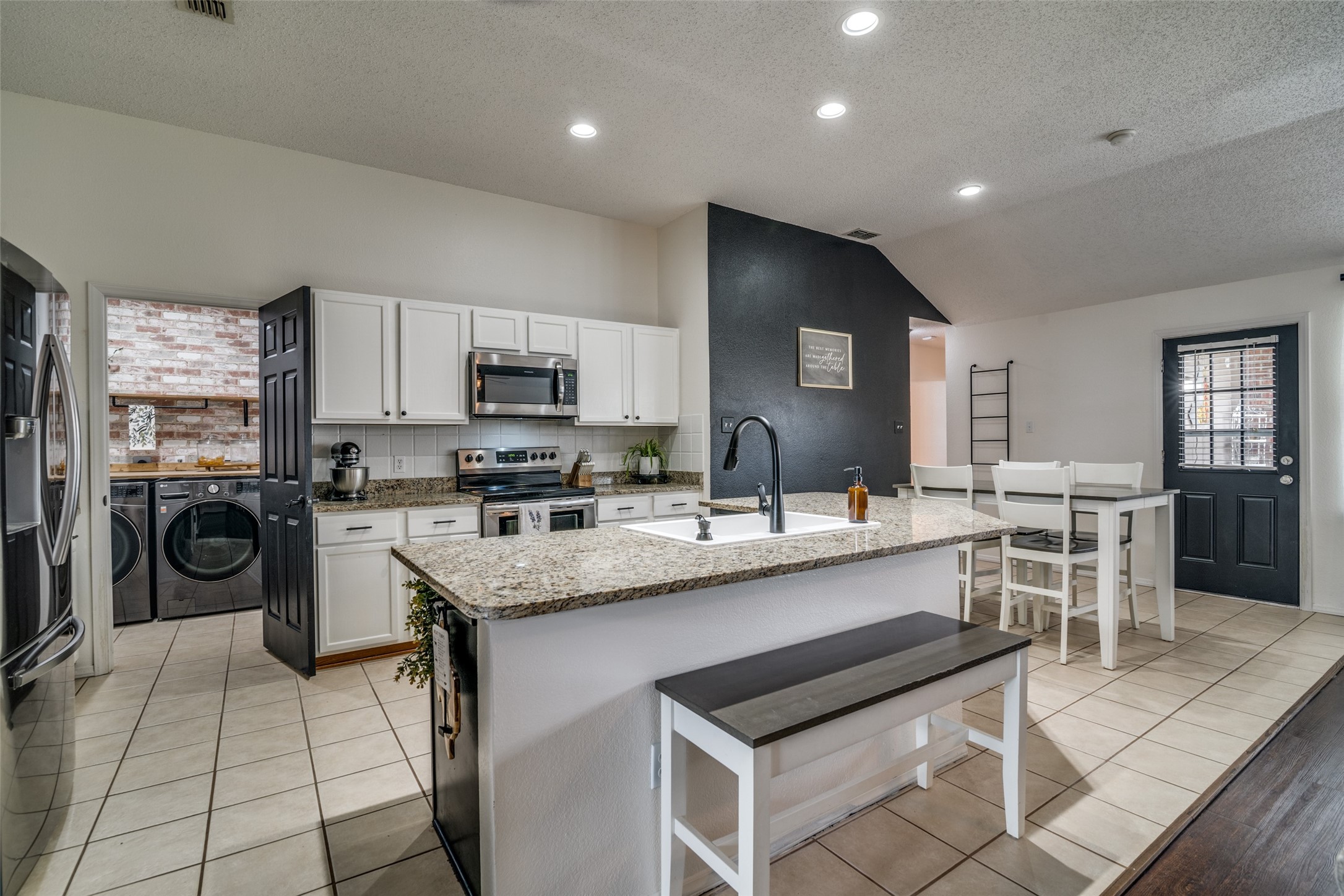 304 Bayberry Trail