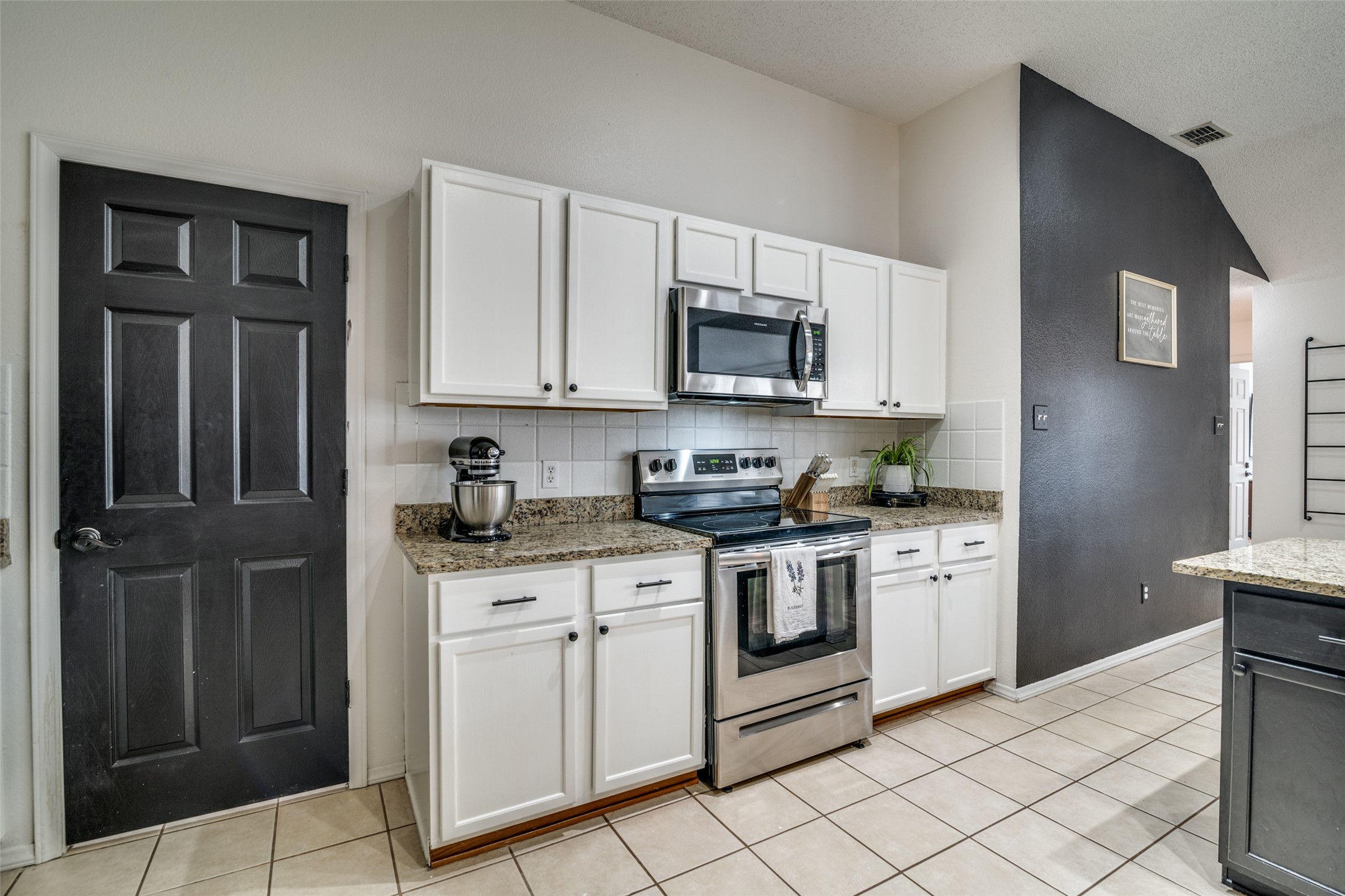 304 Bayberry Trail