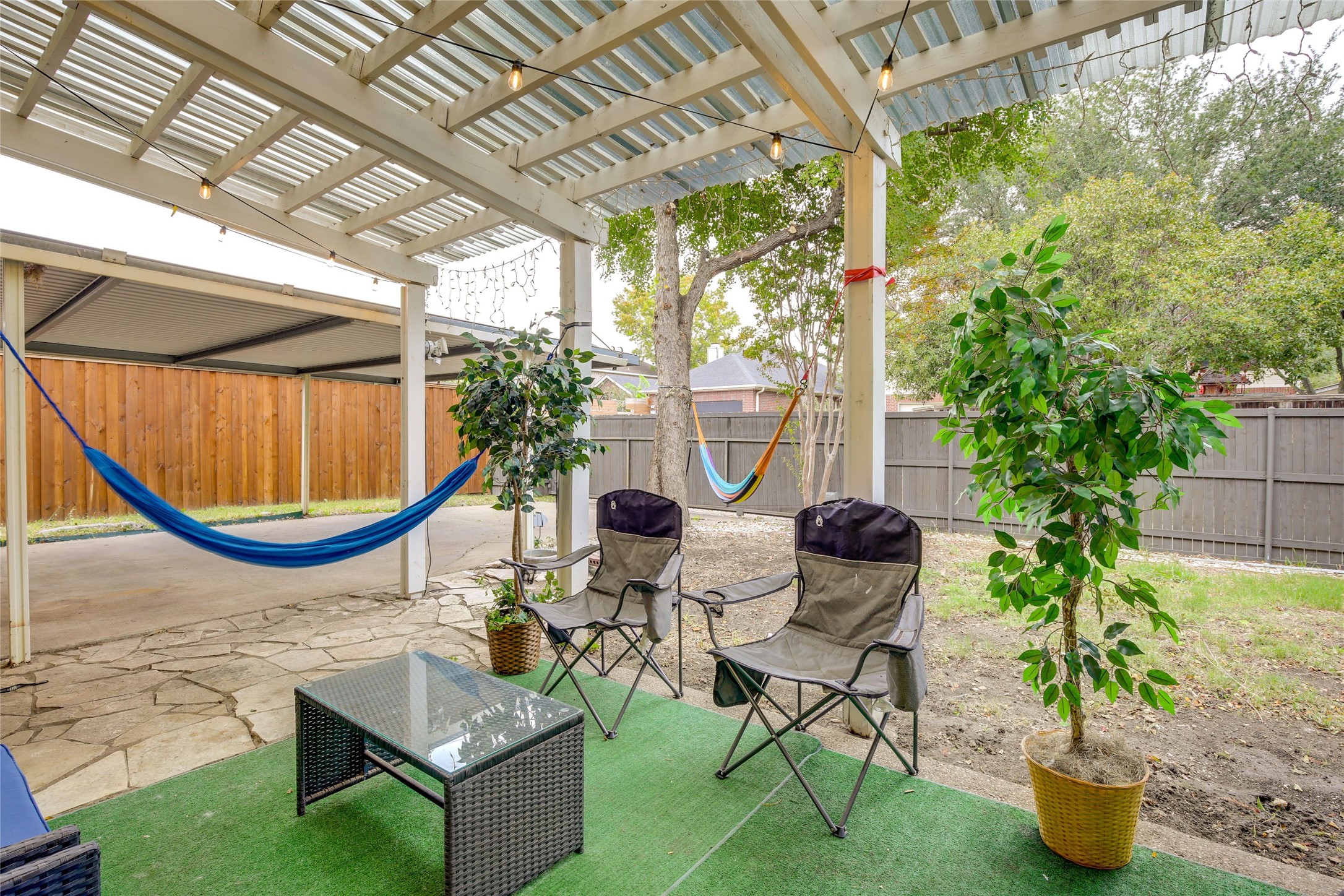 1720 Shadow Creek