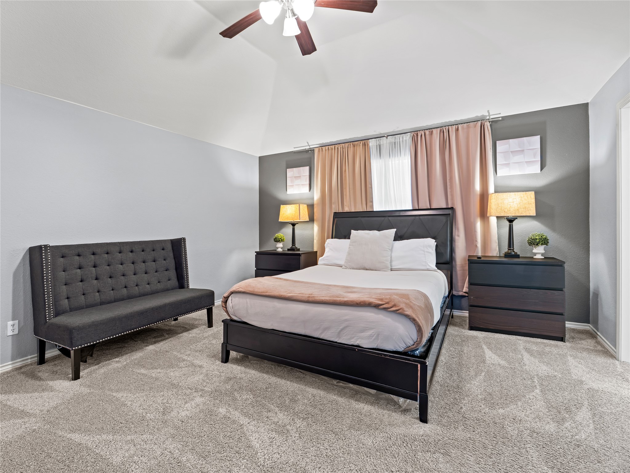 1720 Shadow Creek