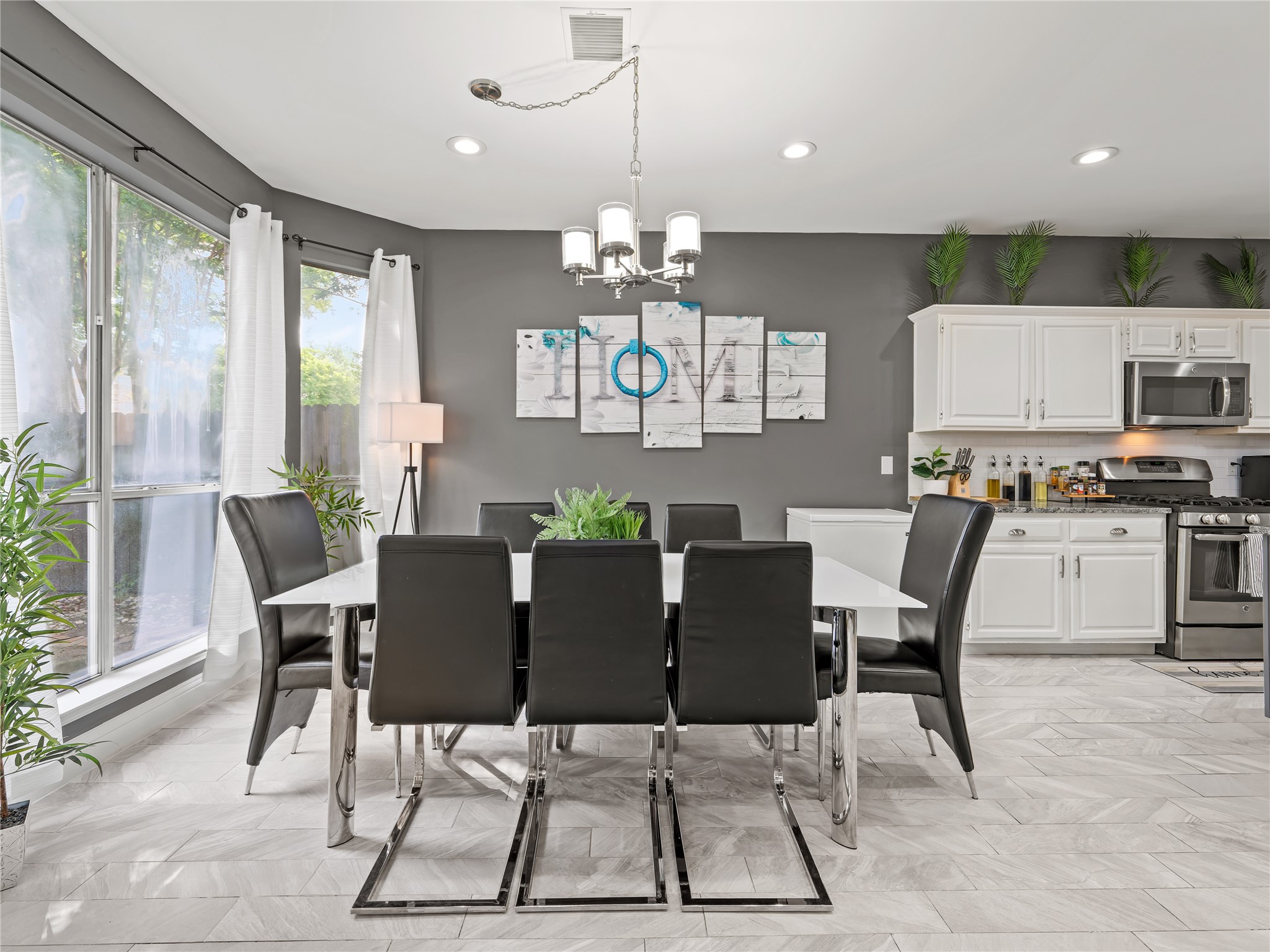 1720 Shadow Creek