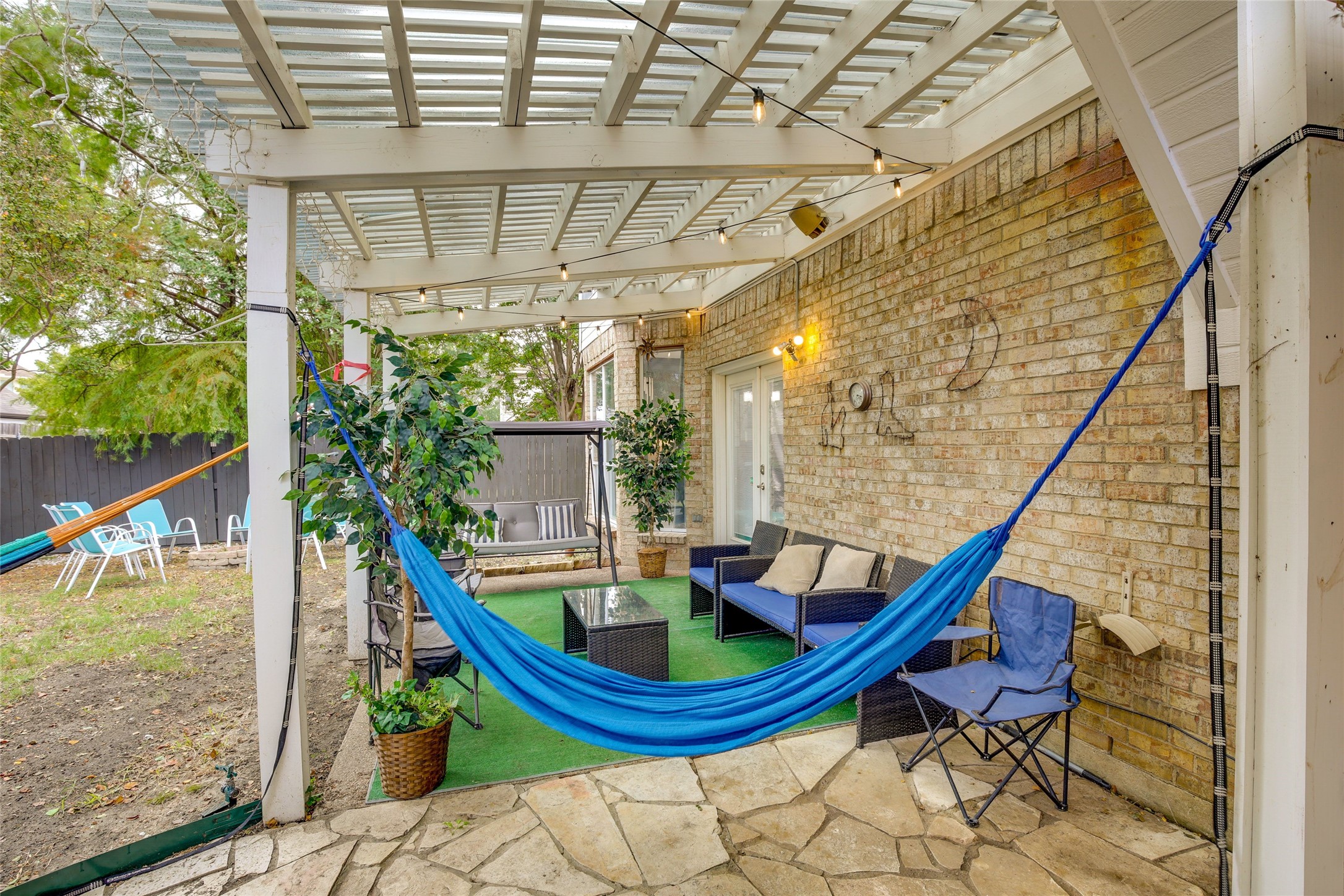 1720 Shadow Creek