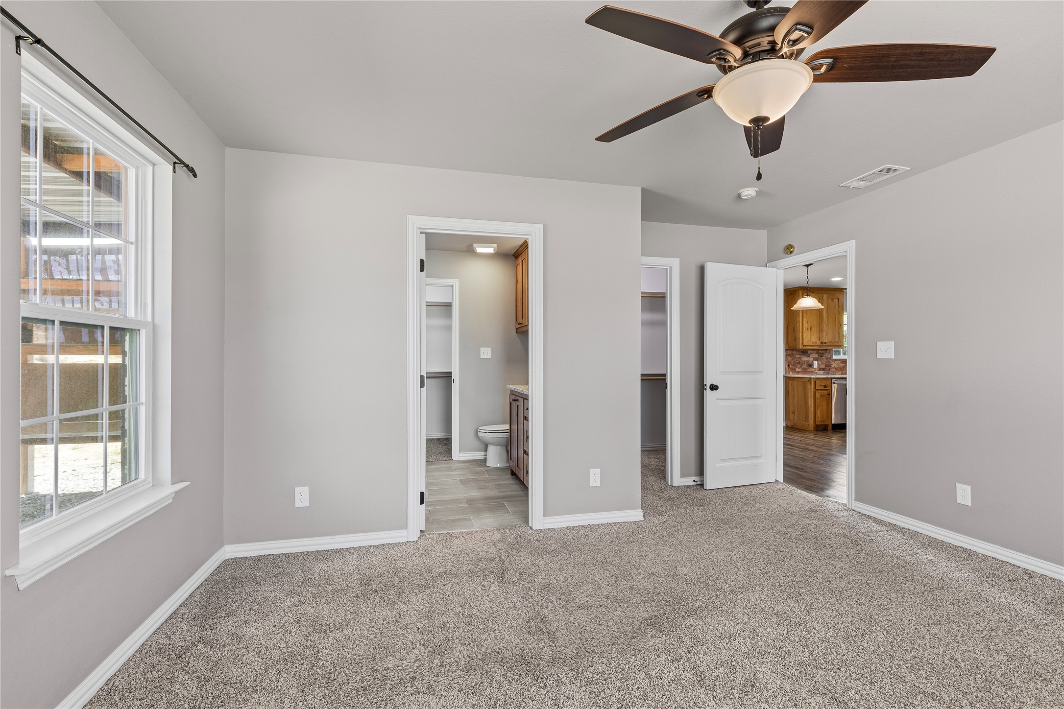 125 TnT Court