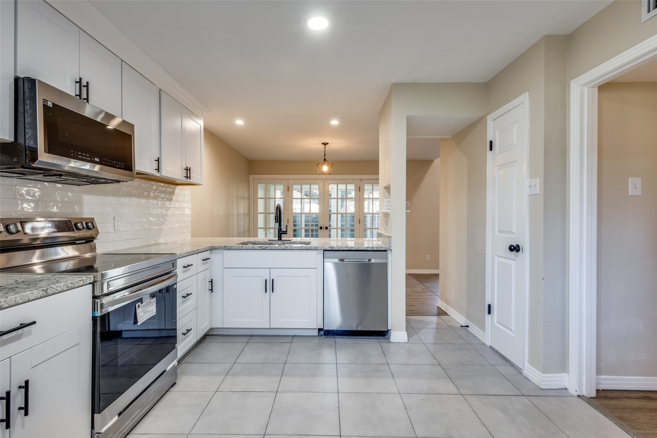 2967 Country Place Circle