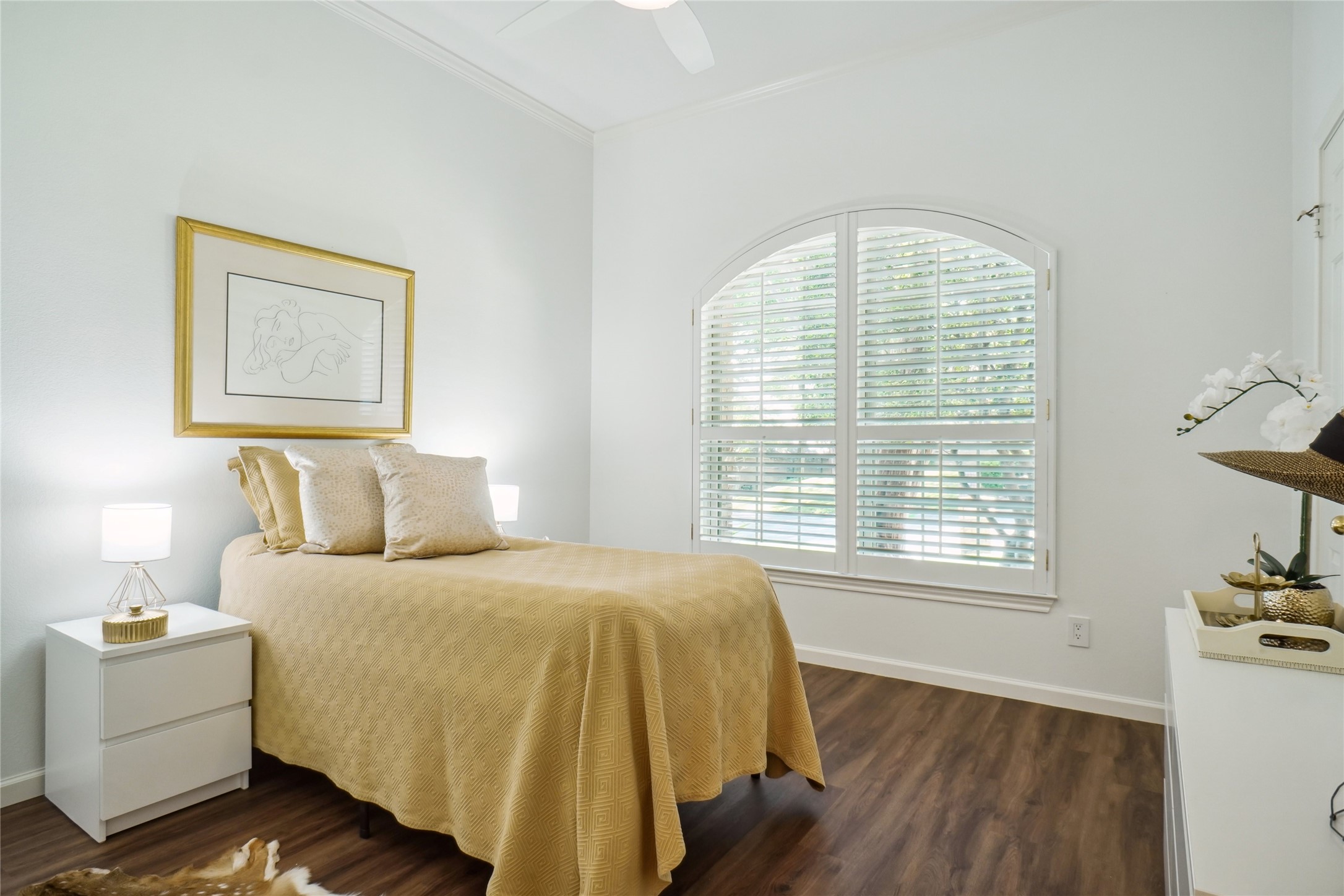 3121 Woodridge Drive