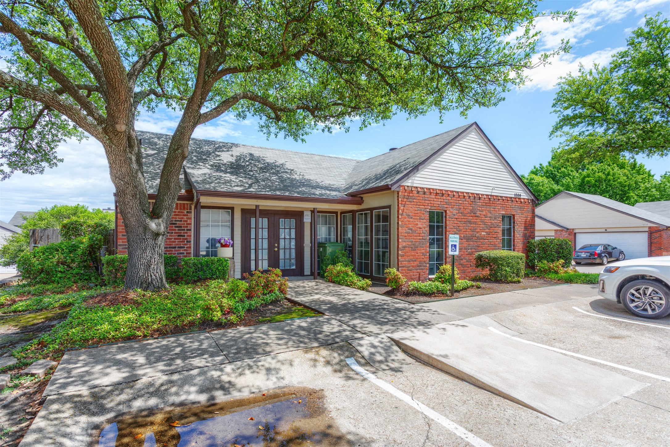 3201 Whatley Drive