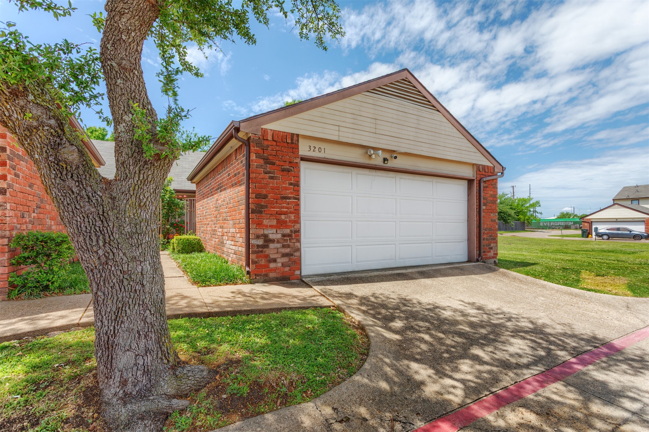 3201 Whatley Drive
