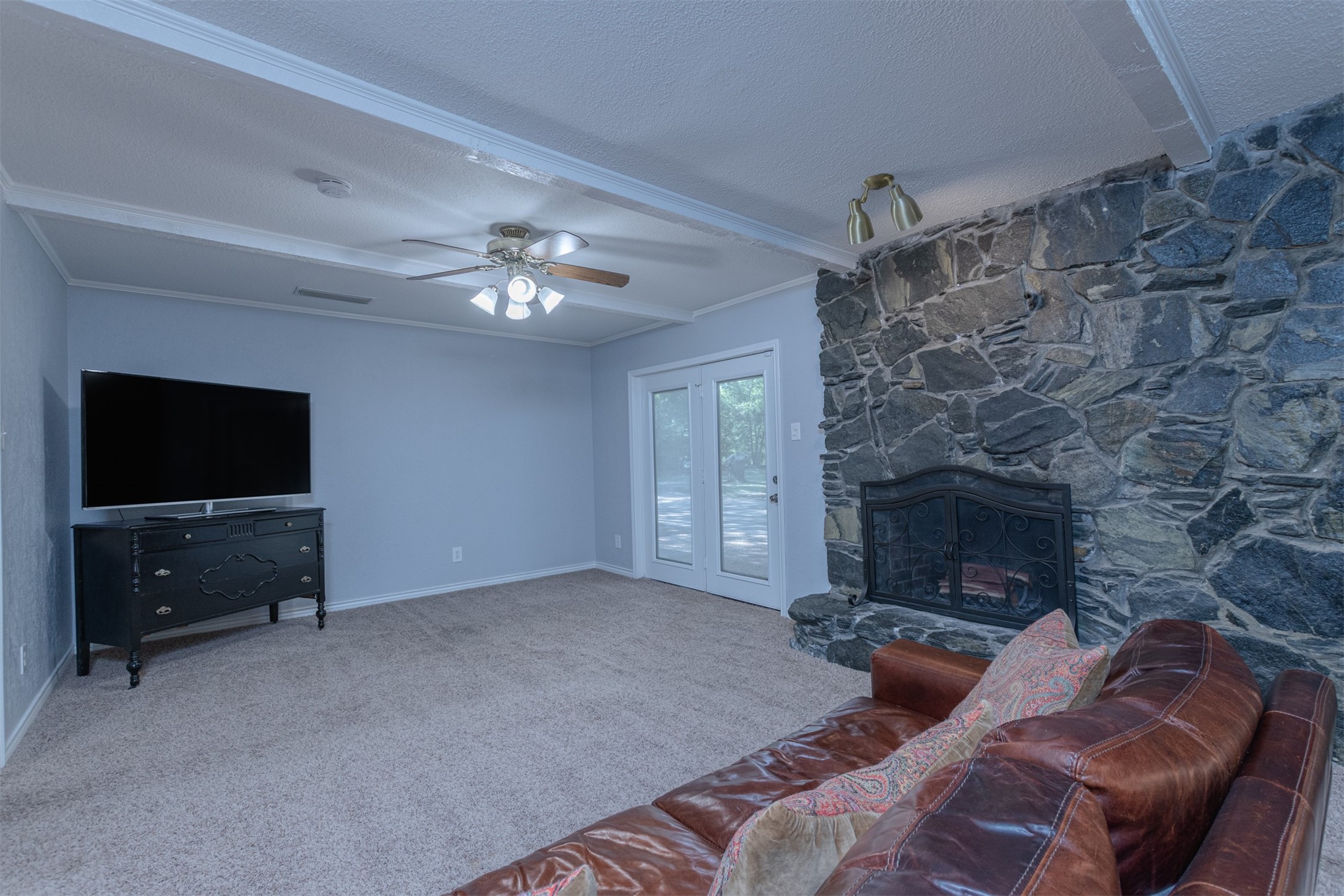 102 Greenwood Drive