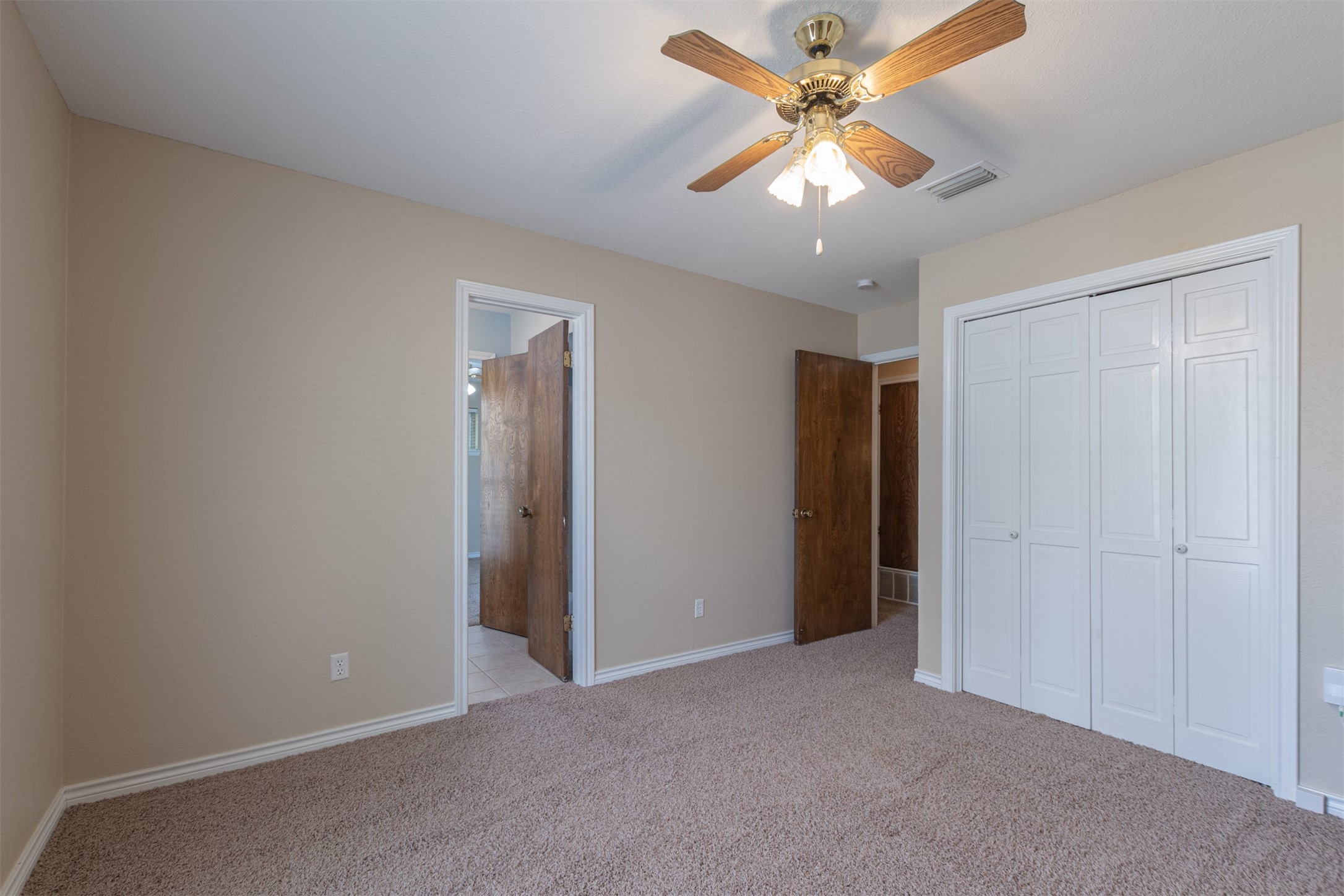 102 Greenwood Drive