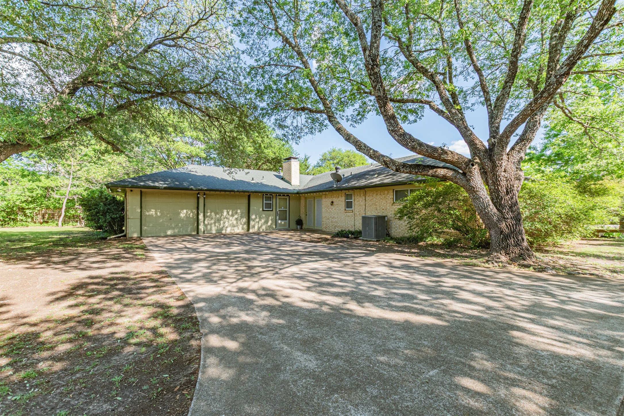 102 Greenwood Drive