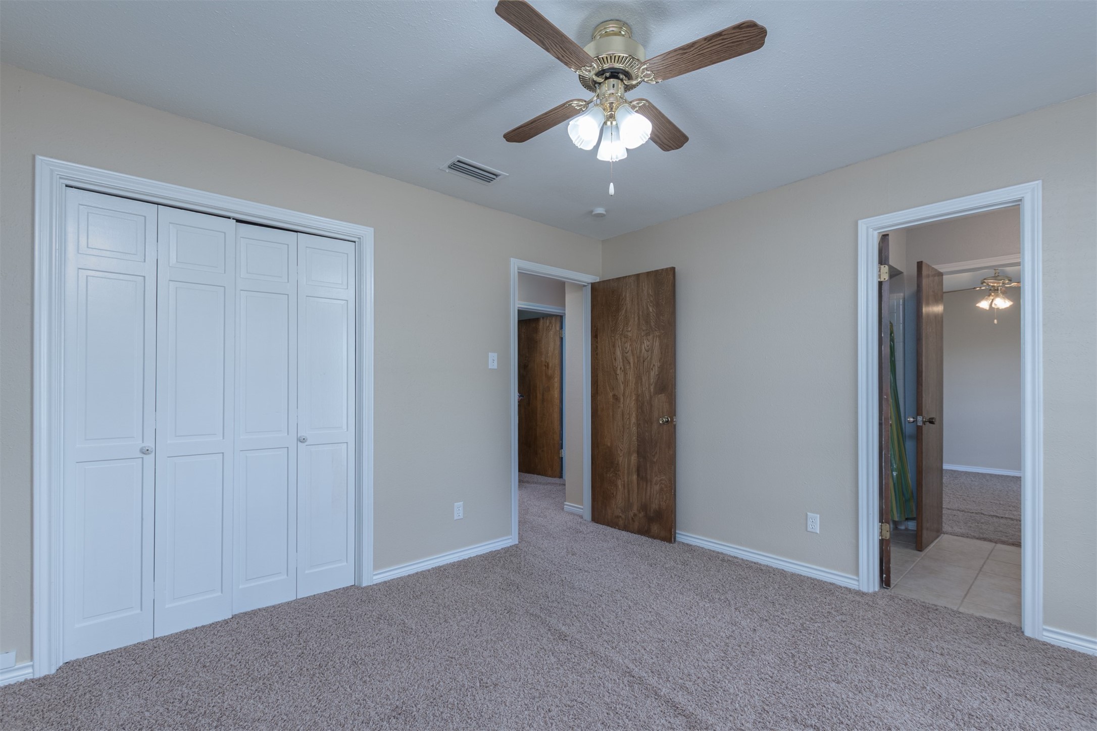 102 Greenwood Drive