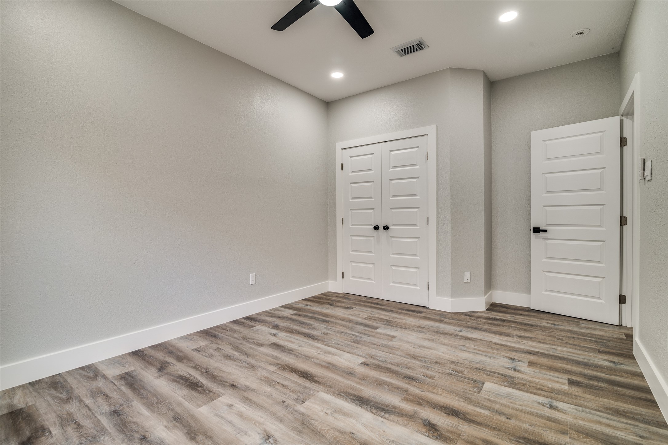 2520 Cantura Drive