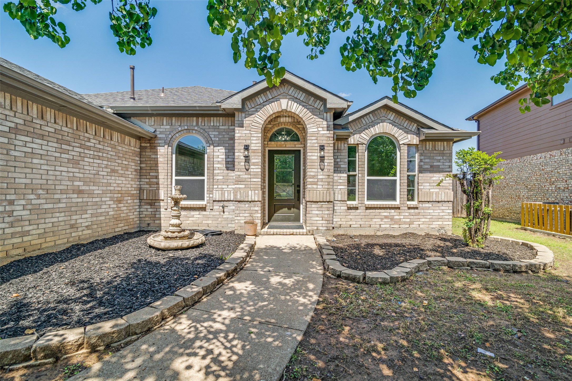 2520 Cantura Drive