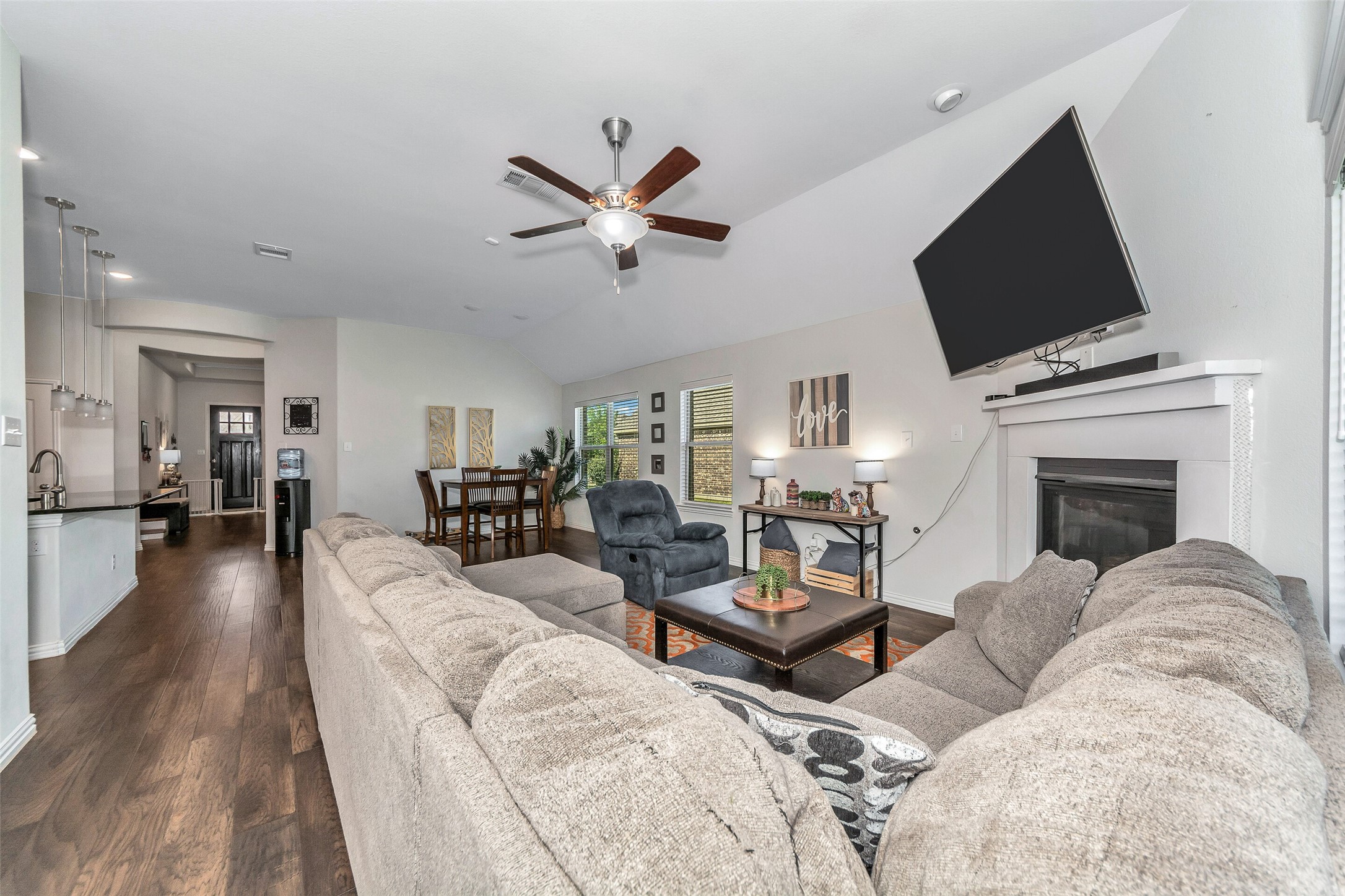 1116 Quail Dove Drive