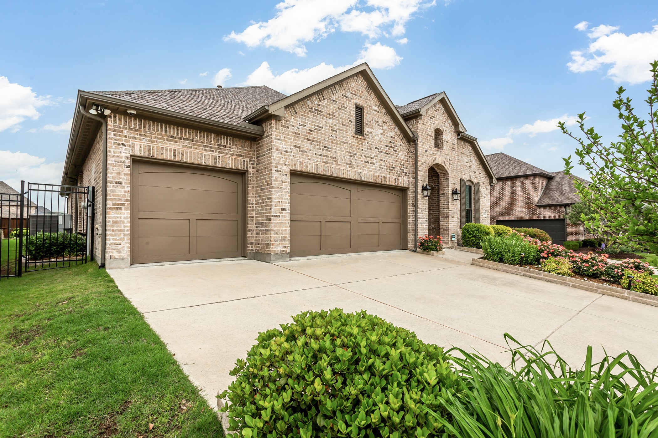 1714 Legendary Reef Way