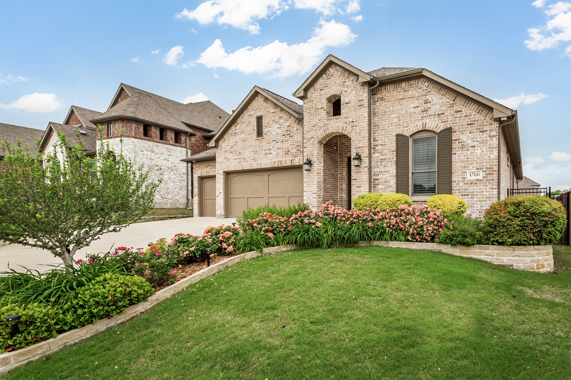 1714 Legendary Reef Way