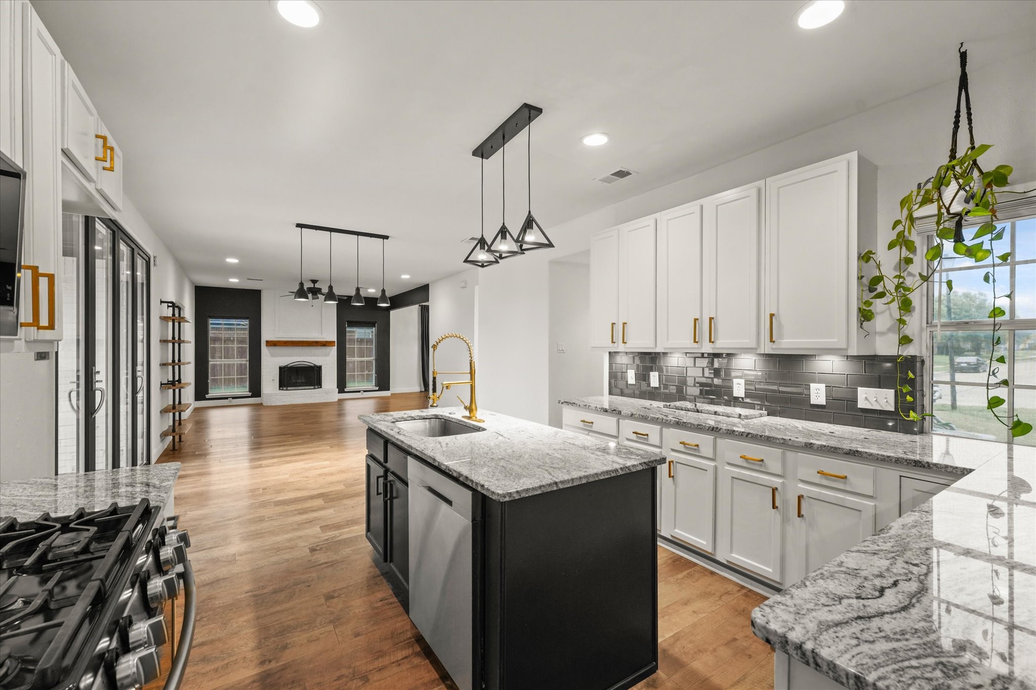 6501 Springmeadow Lane
