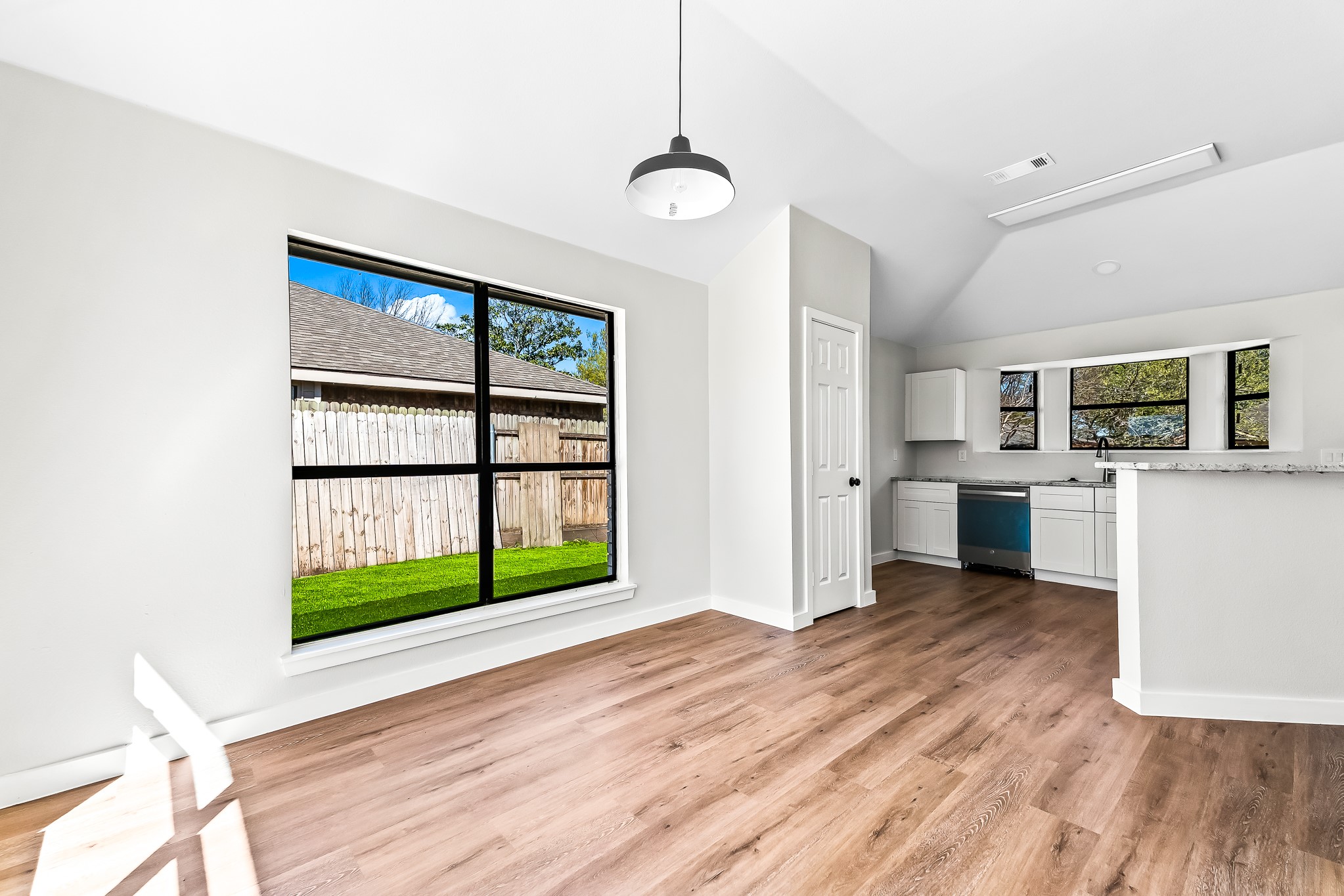 7918 Meadowlark Lane