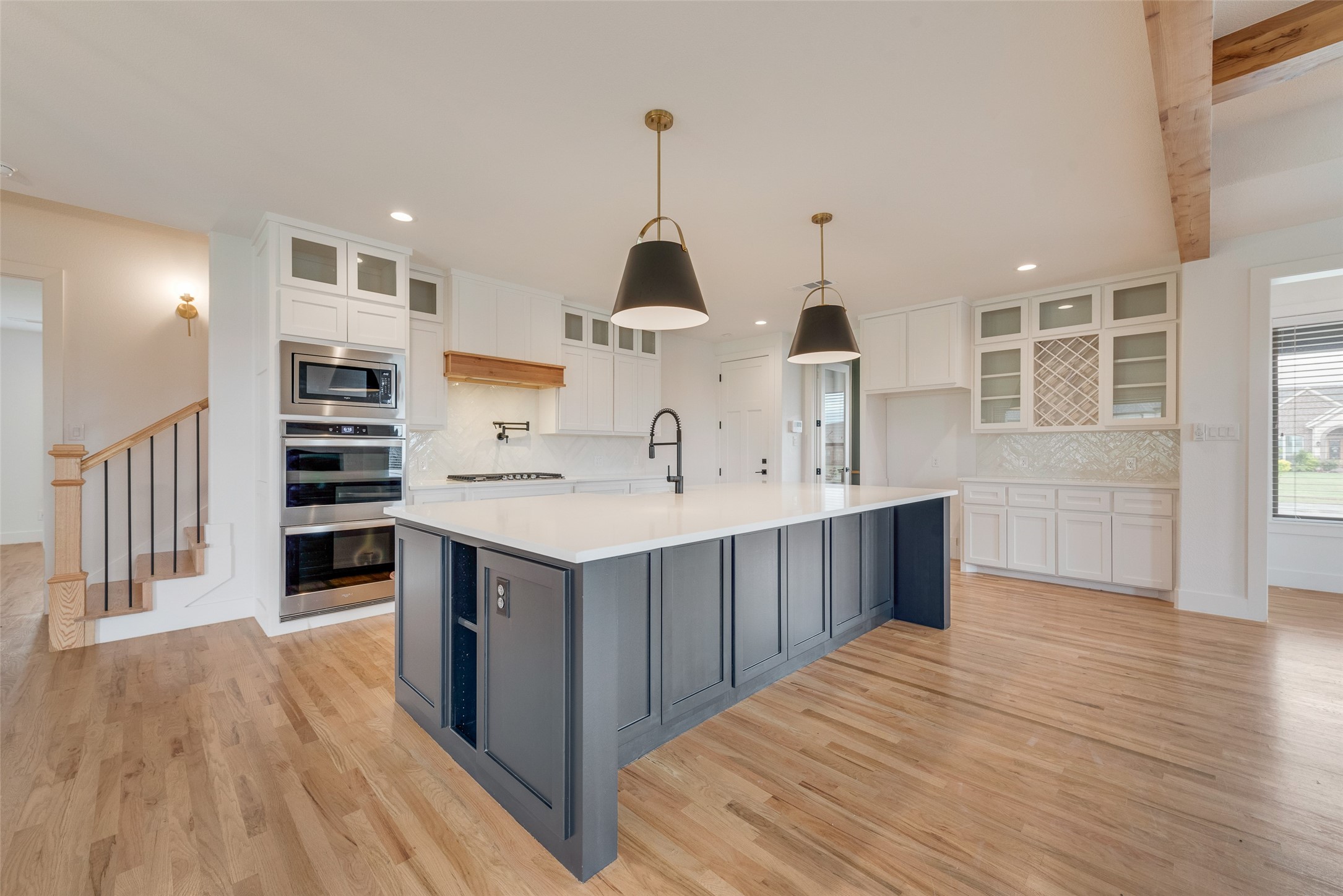 1001 Devoss Court