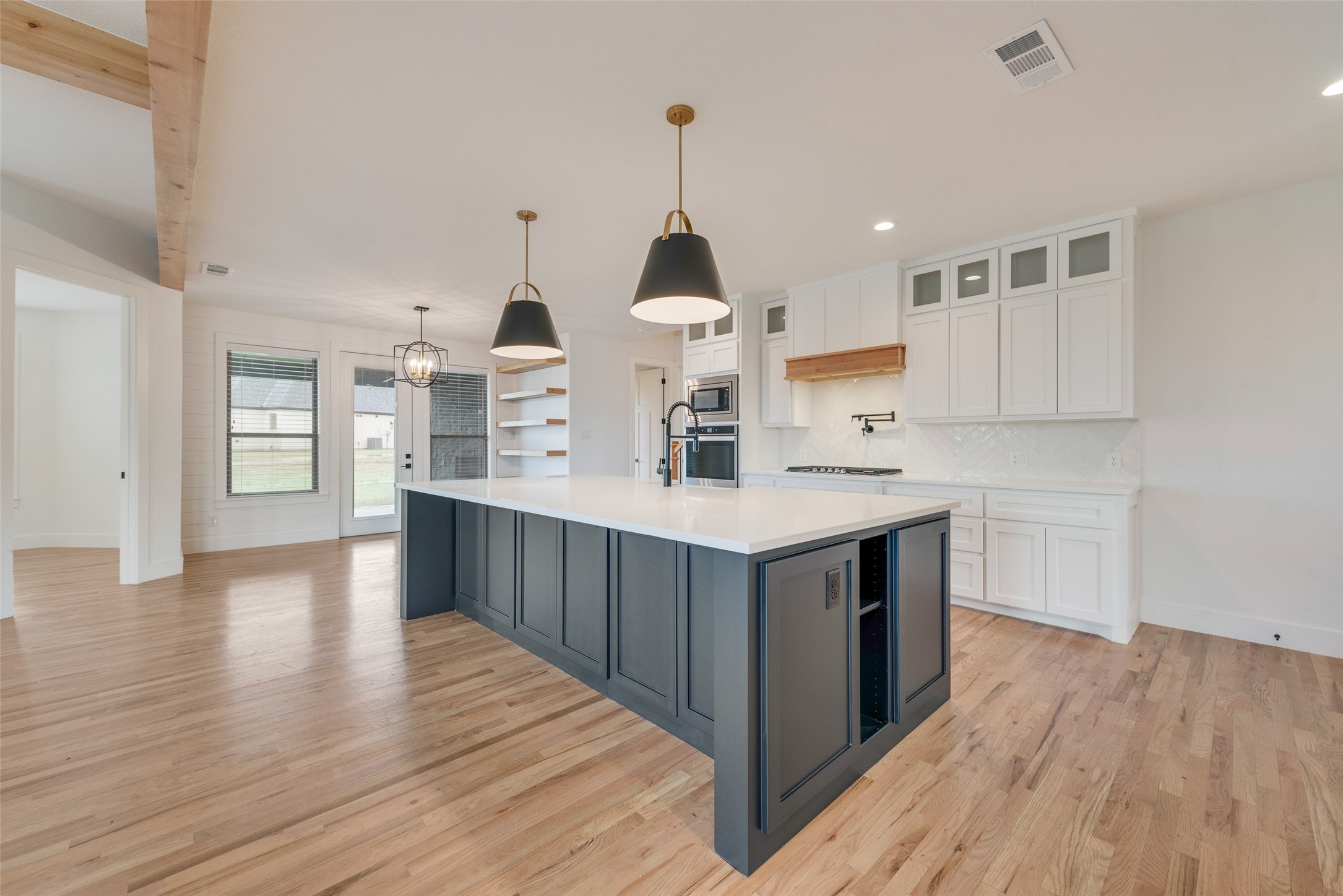 1001 Devoss Court