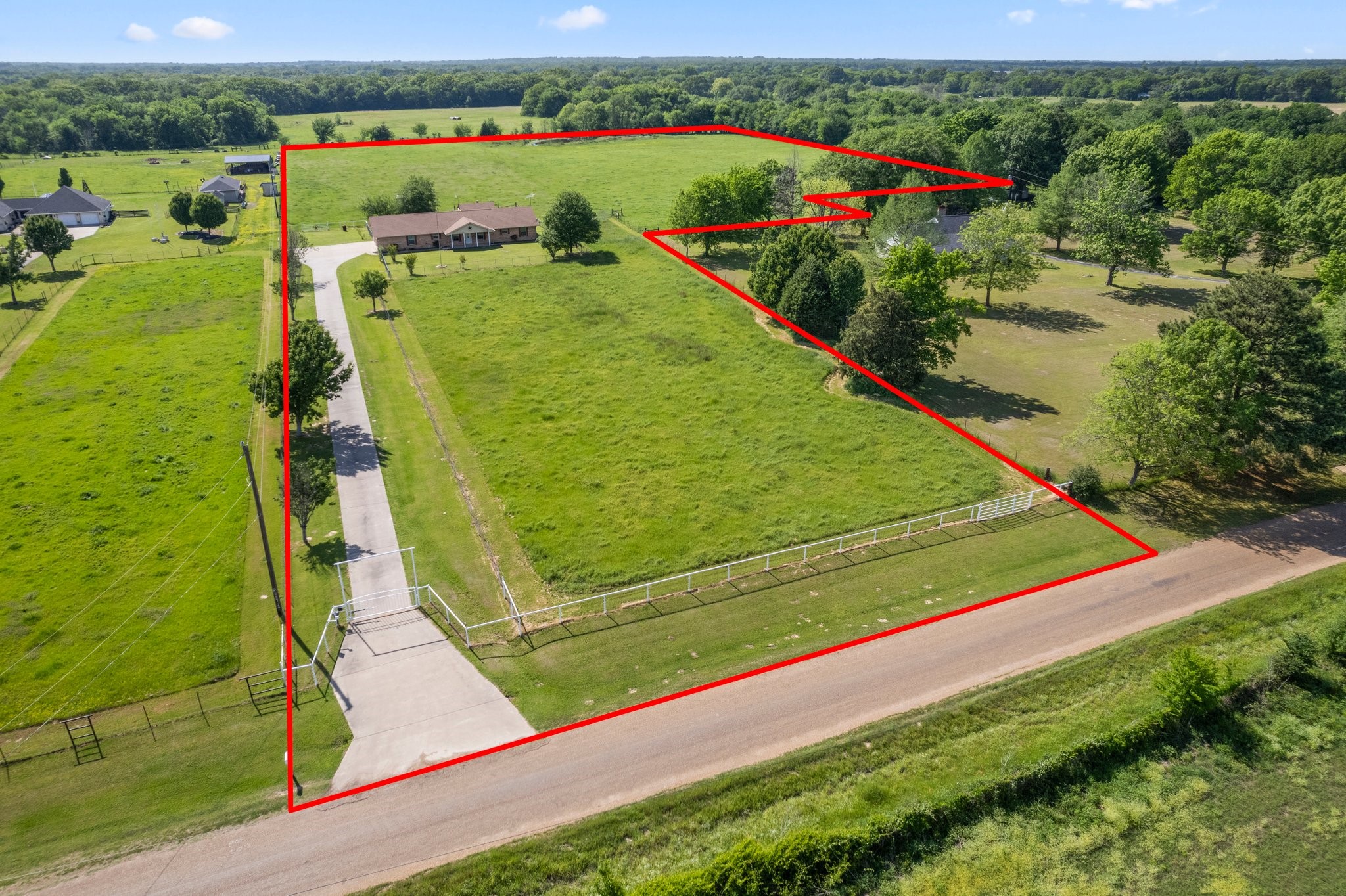 14203 County Road 2900