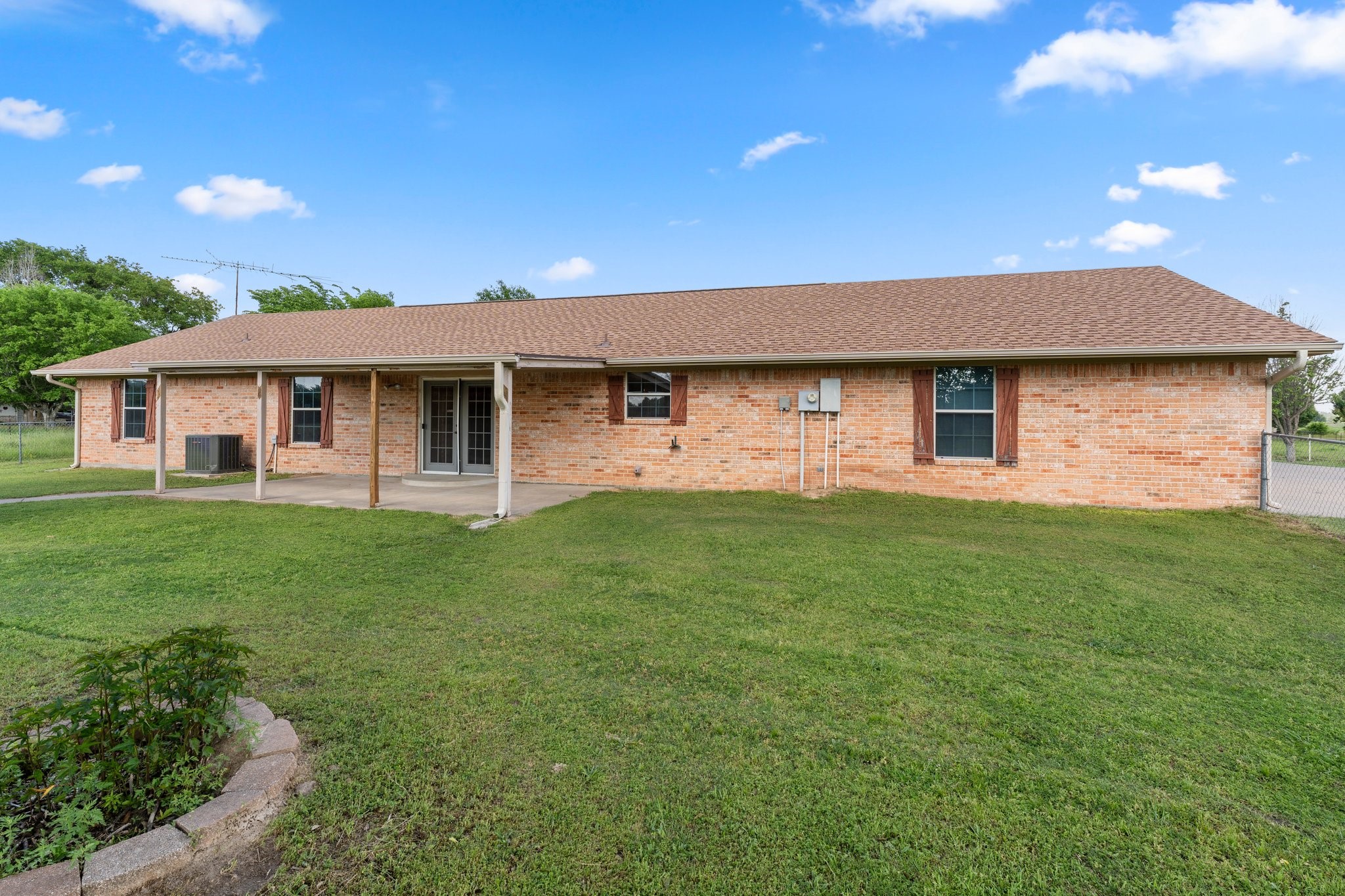 14203 County Road 2900
