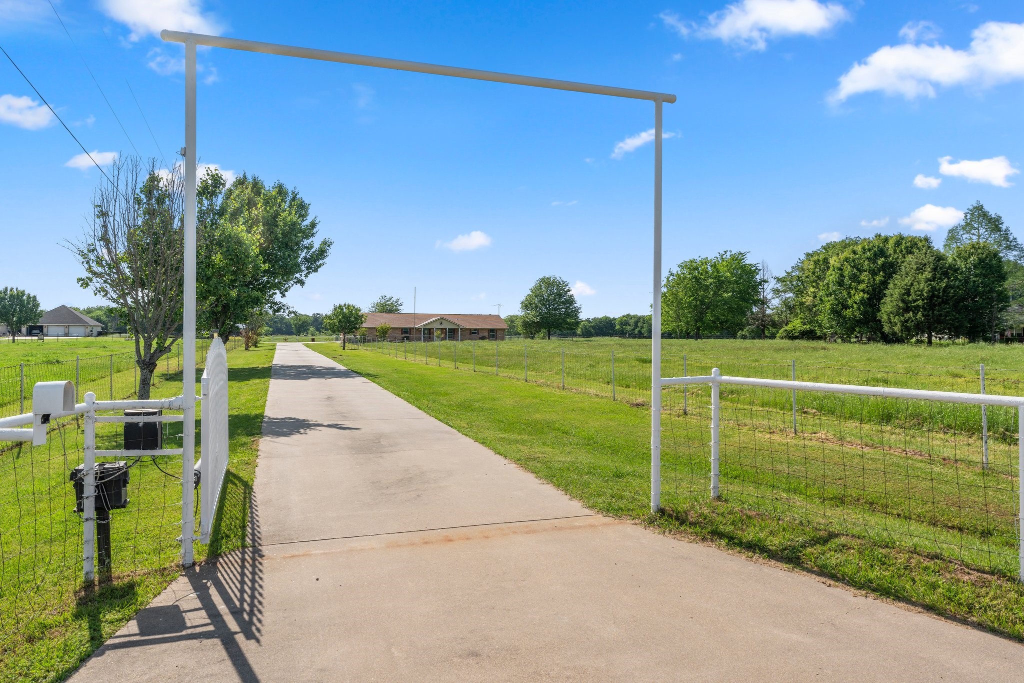 14203 County Road 2900